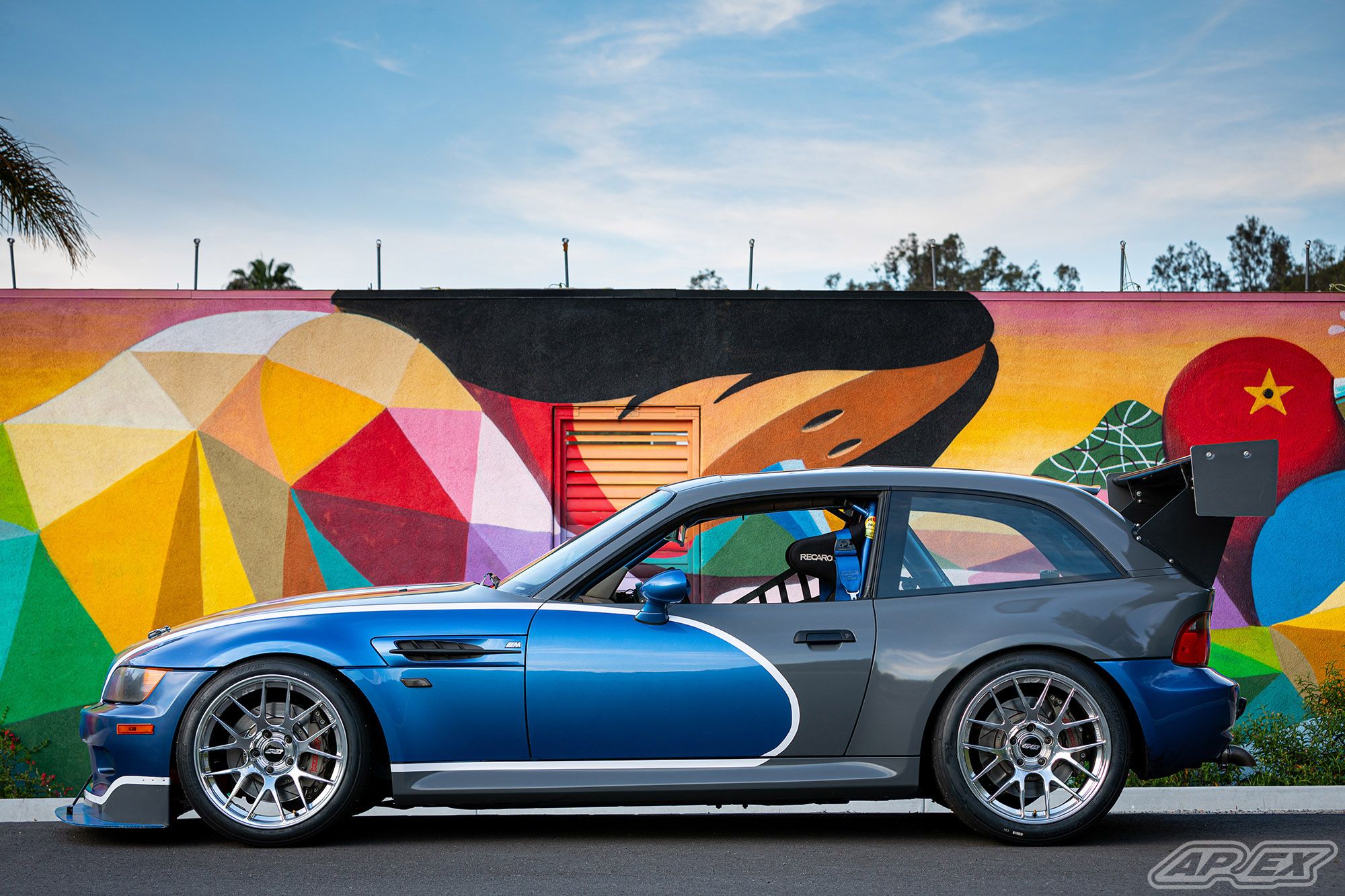 Blue BMW E36/8 Coupe Z3 M with 18" EC-7R Apex wheels in Polished