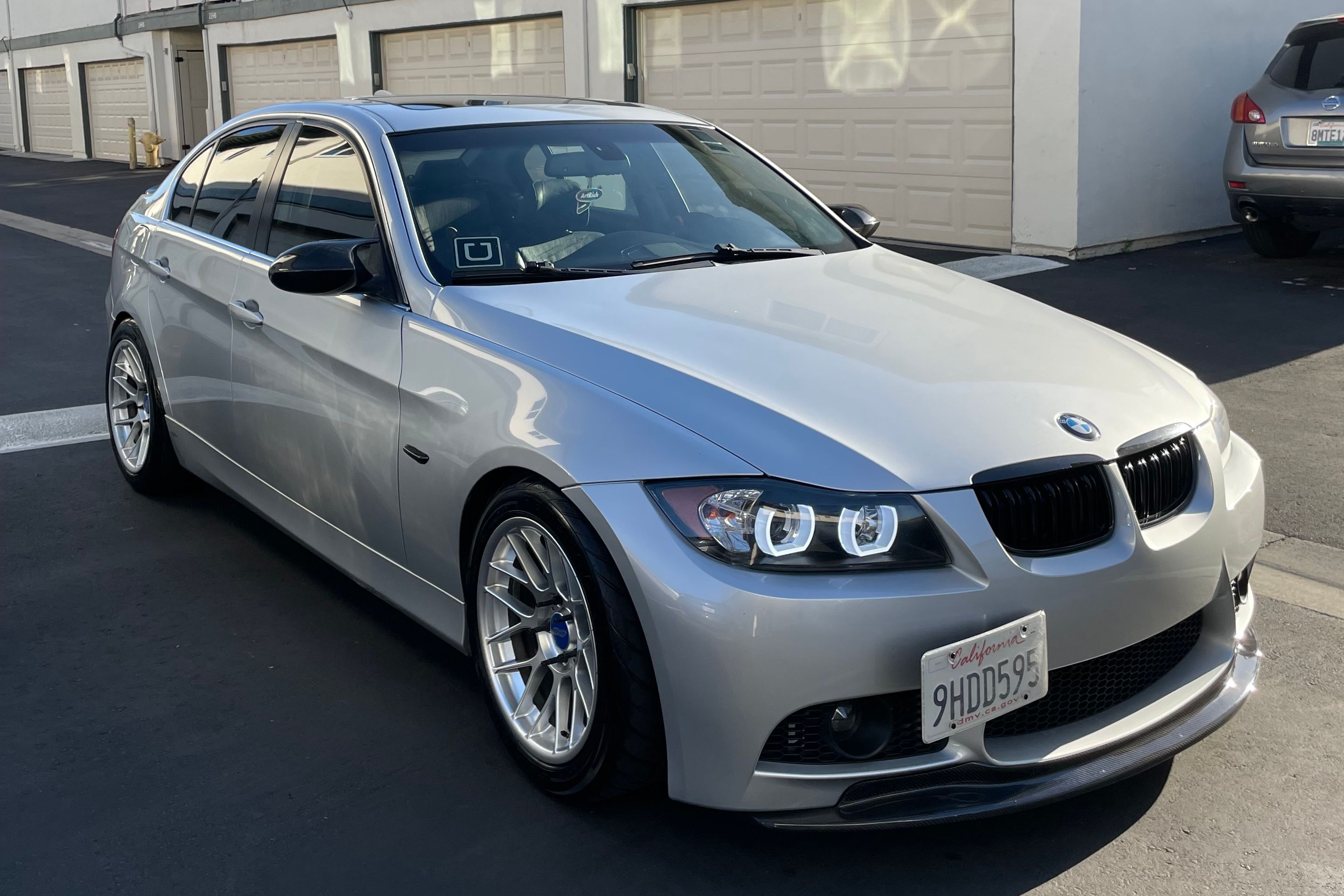 Silver BMW E90 Sedan 3 Series with 17" ARC-8 Apex wheels in Hyper Silver