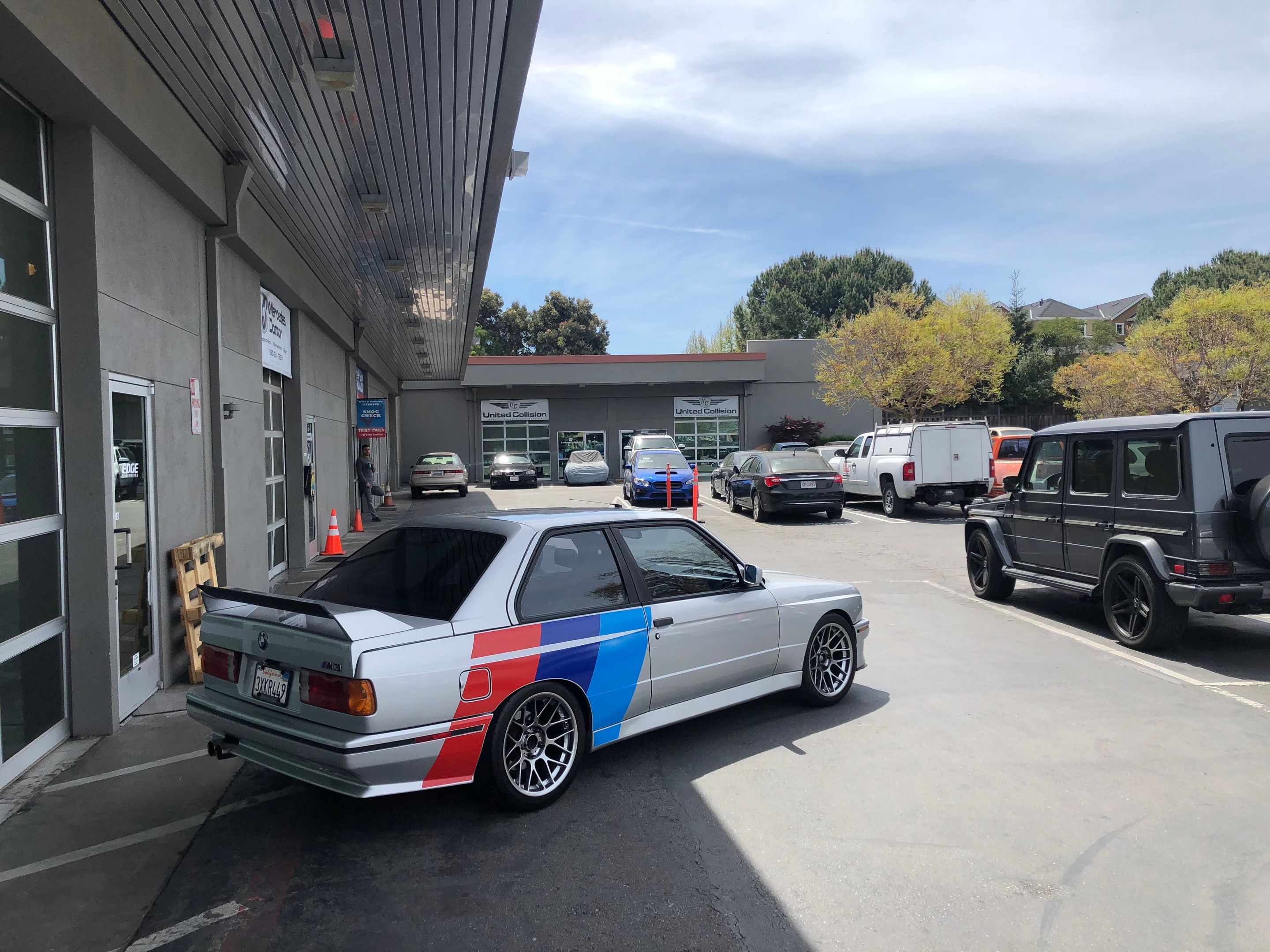 Silver BMW E30 M3 with 17" ARC-8 Apex wheels in Hyper Black