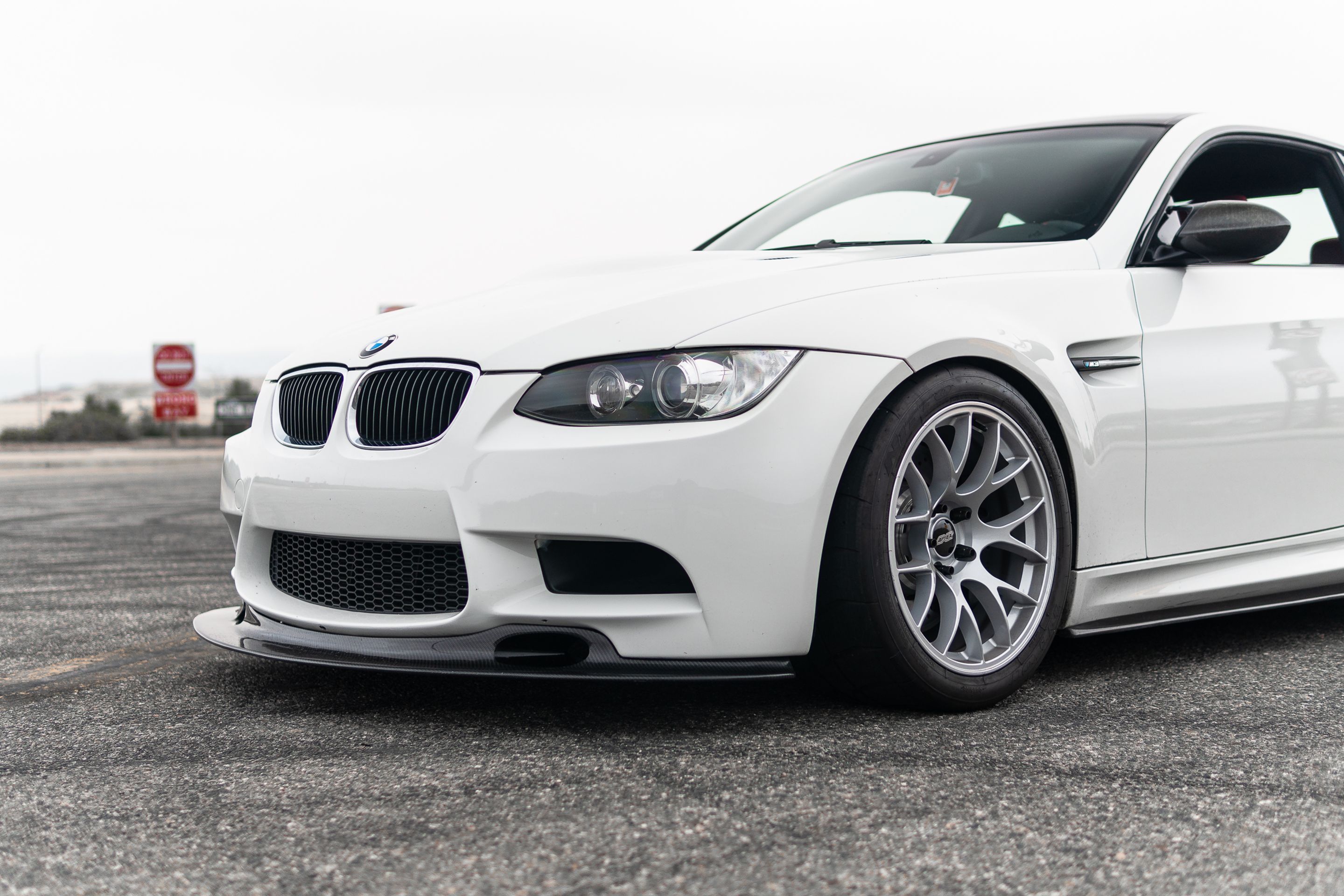 White BMW E92 Coupe M3 with 18" EC-7 Apex wheels in Race Silver