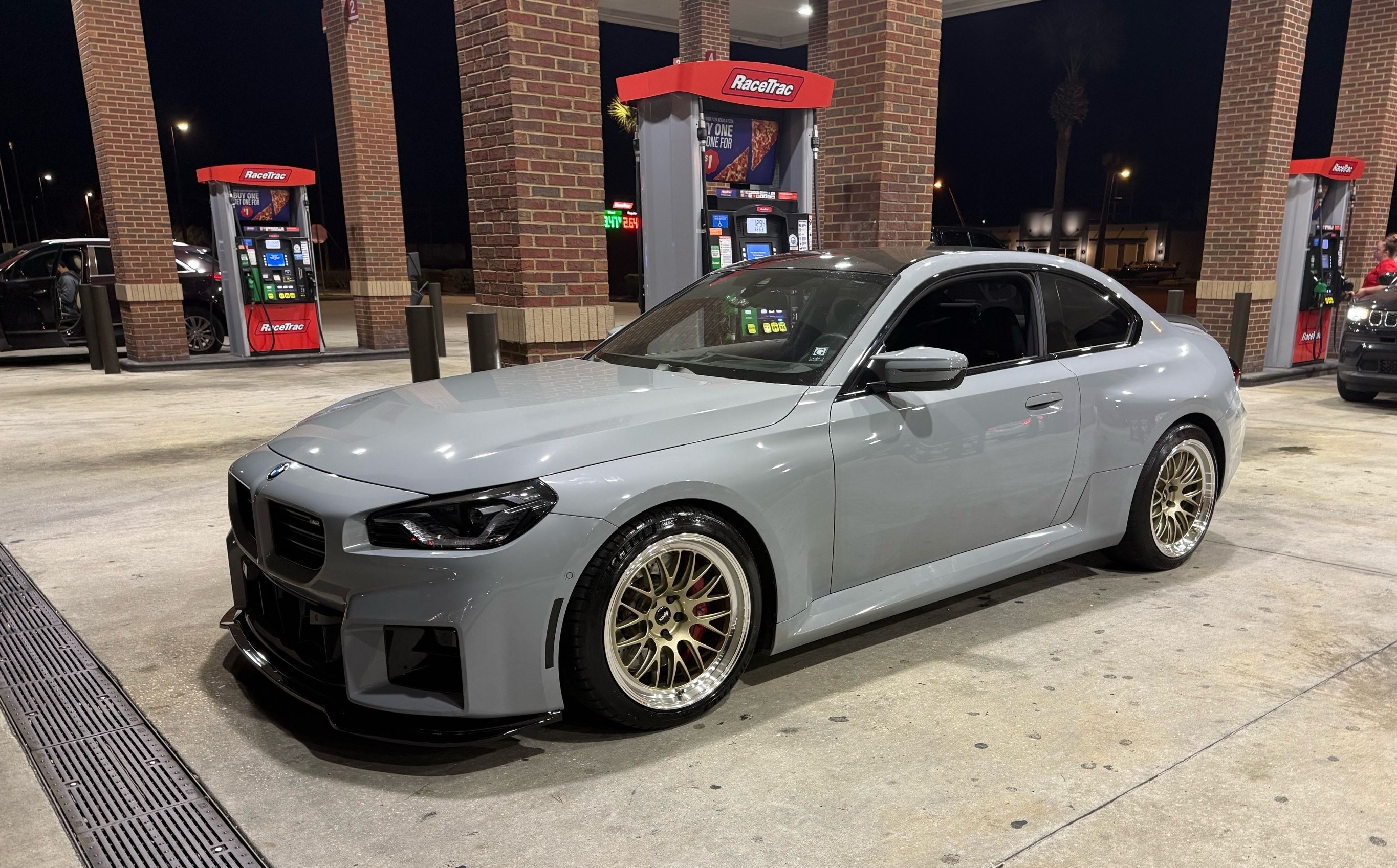 Grey BMW G87 M2 with 19" ML-10RT Apex wheels in Machined Lip Gloss Motorsport Gold