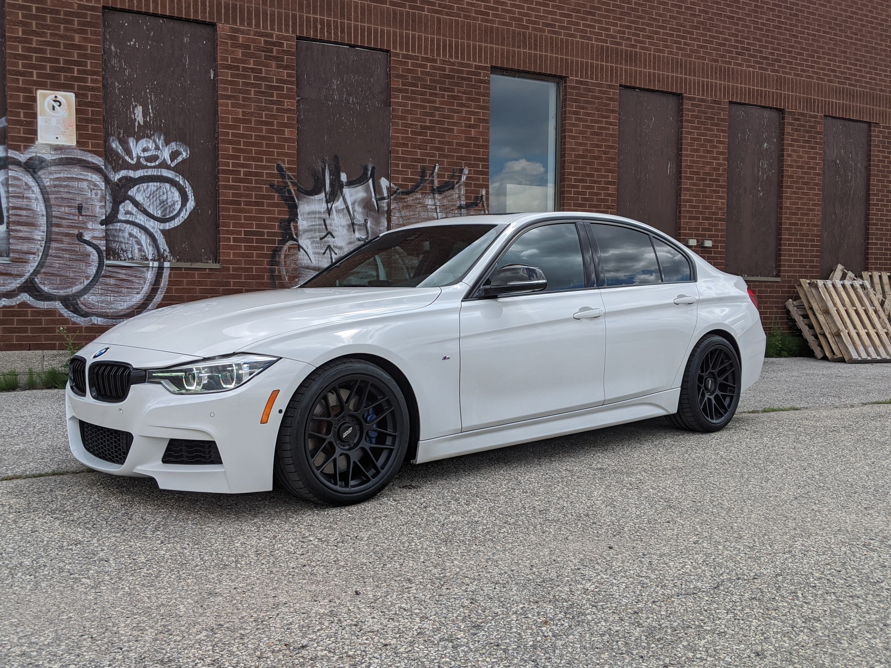 White BMW F30 Sedan 3 Series with 18" ARC-8 Apex wheels in Satin Black