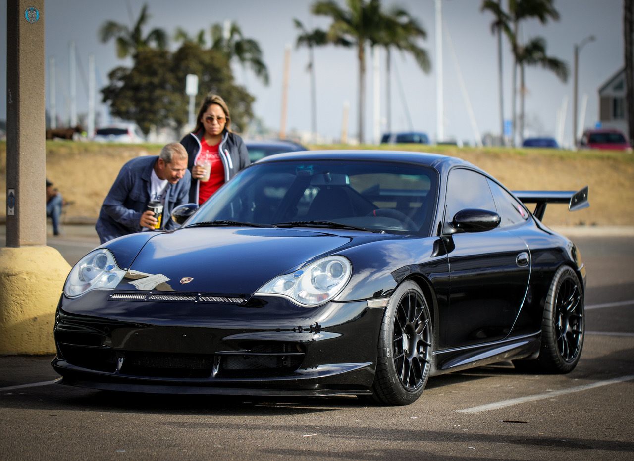 Black Porsche 911 996 GT3 with 18" EC-7RS Apex wheels in Satin Black