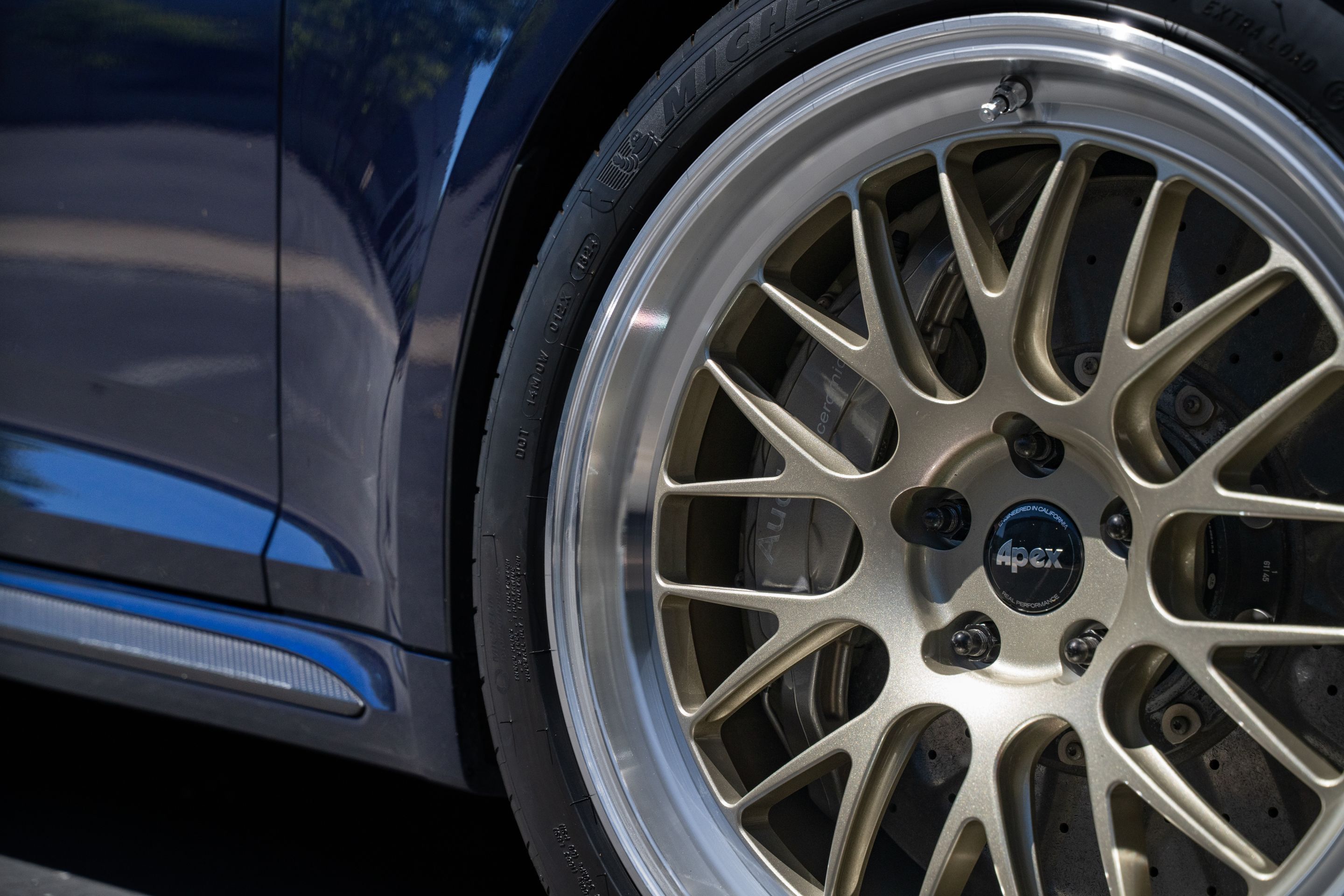 Blue Audi B9 RS 5 Sportback with 19" ML-10RT Apex wheels in Machined Lip Gloss Motorsport Gold