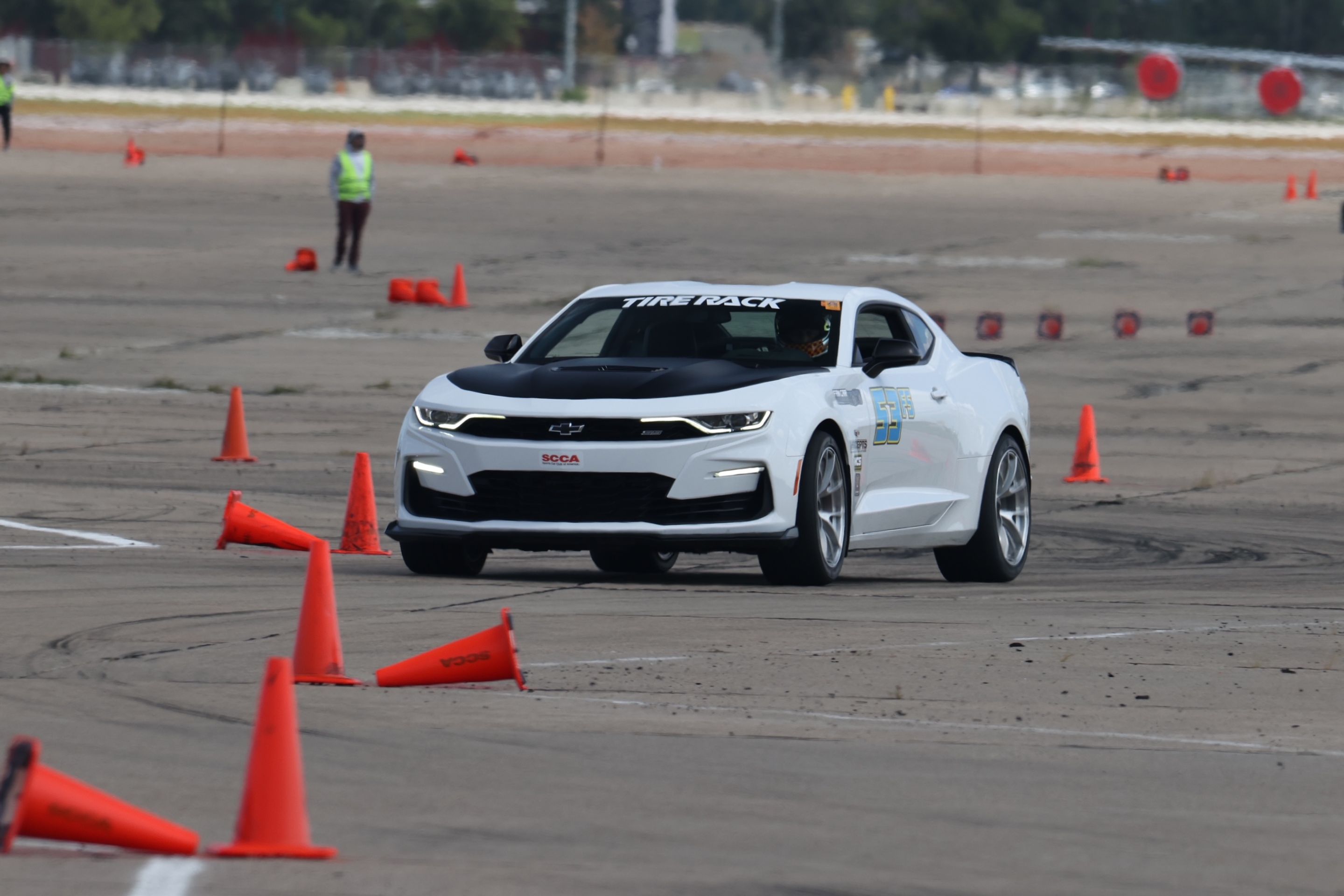 White Chevrolet 6th Gen Camaro SS with 19" VS-5RS Apex wheels in Brushed Clear