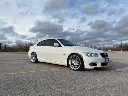 White BMW 3 Series - ARC-8 in Race Silver