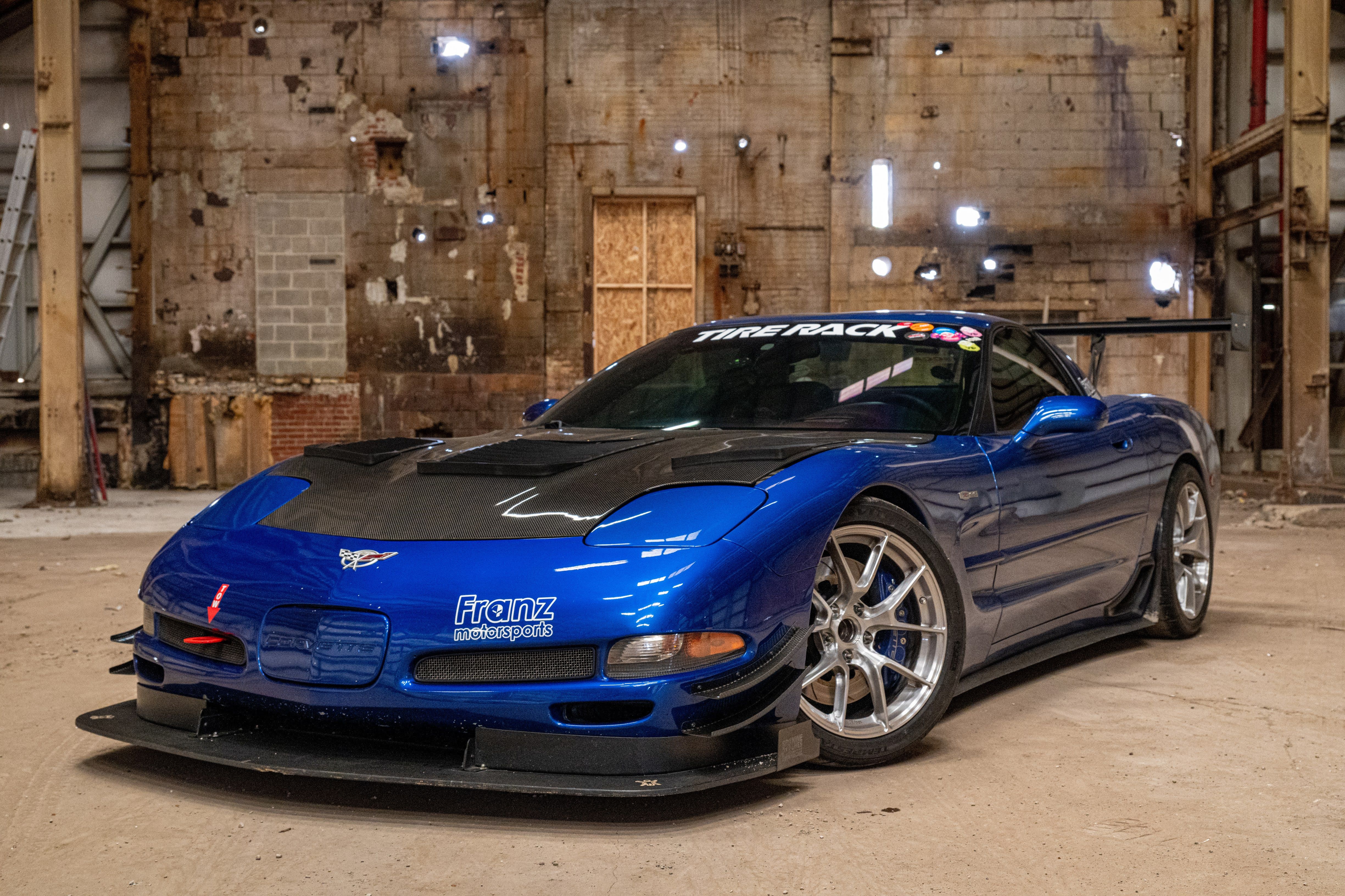 Blue Chevrolet Corvette - VS-5RS in Brushed Clear