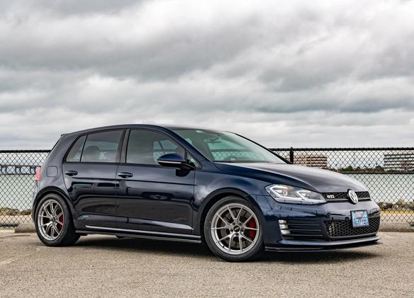 VW MK7 GTI with 18" VS-5RS in Brushed Clear