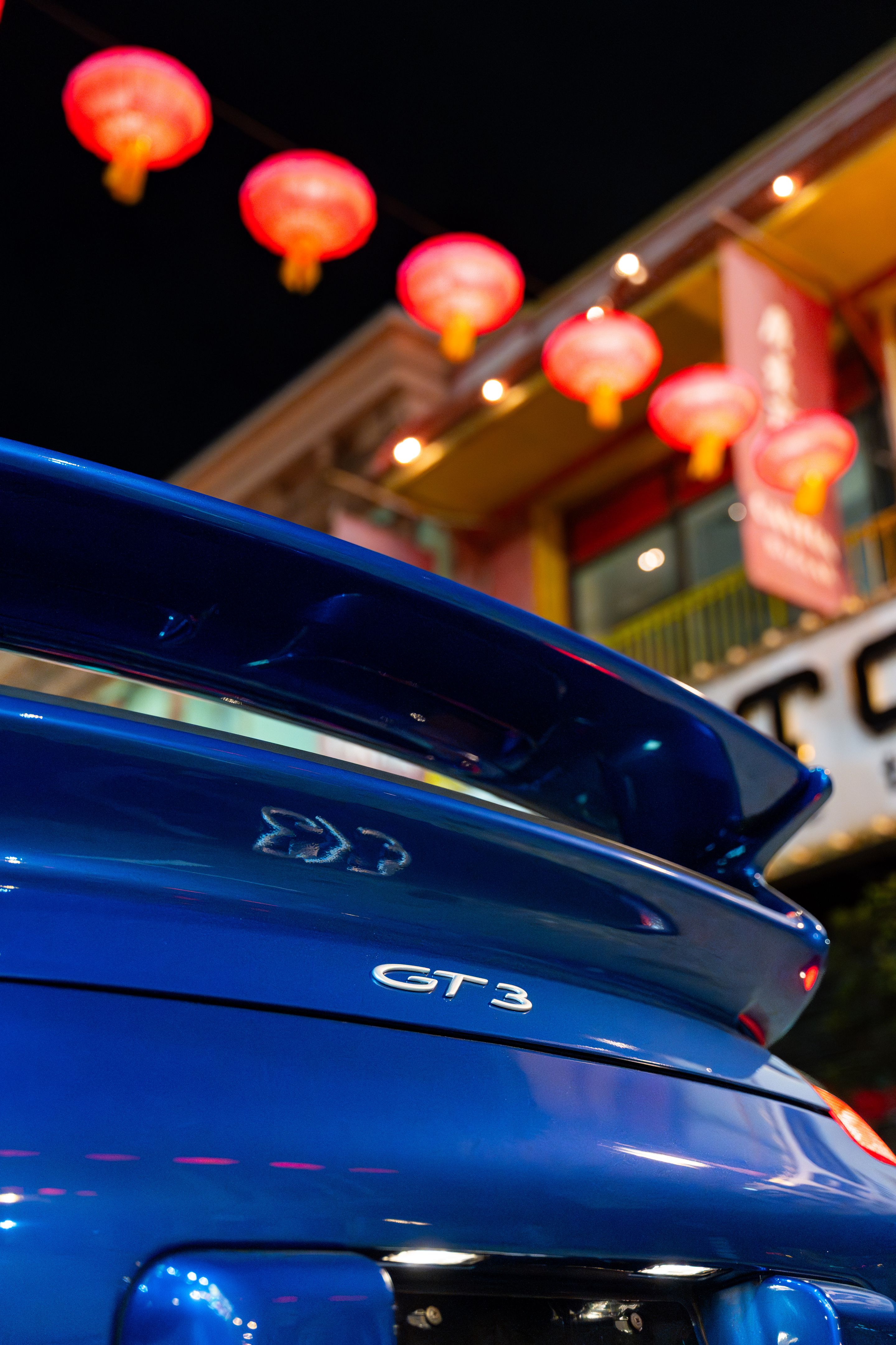 Blue Porsche 911 997 GT3 with 19" TEST-M Apex wheels in Machined Lip Gloss Motorsport Gold