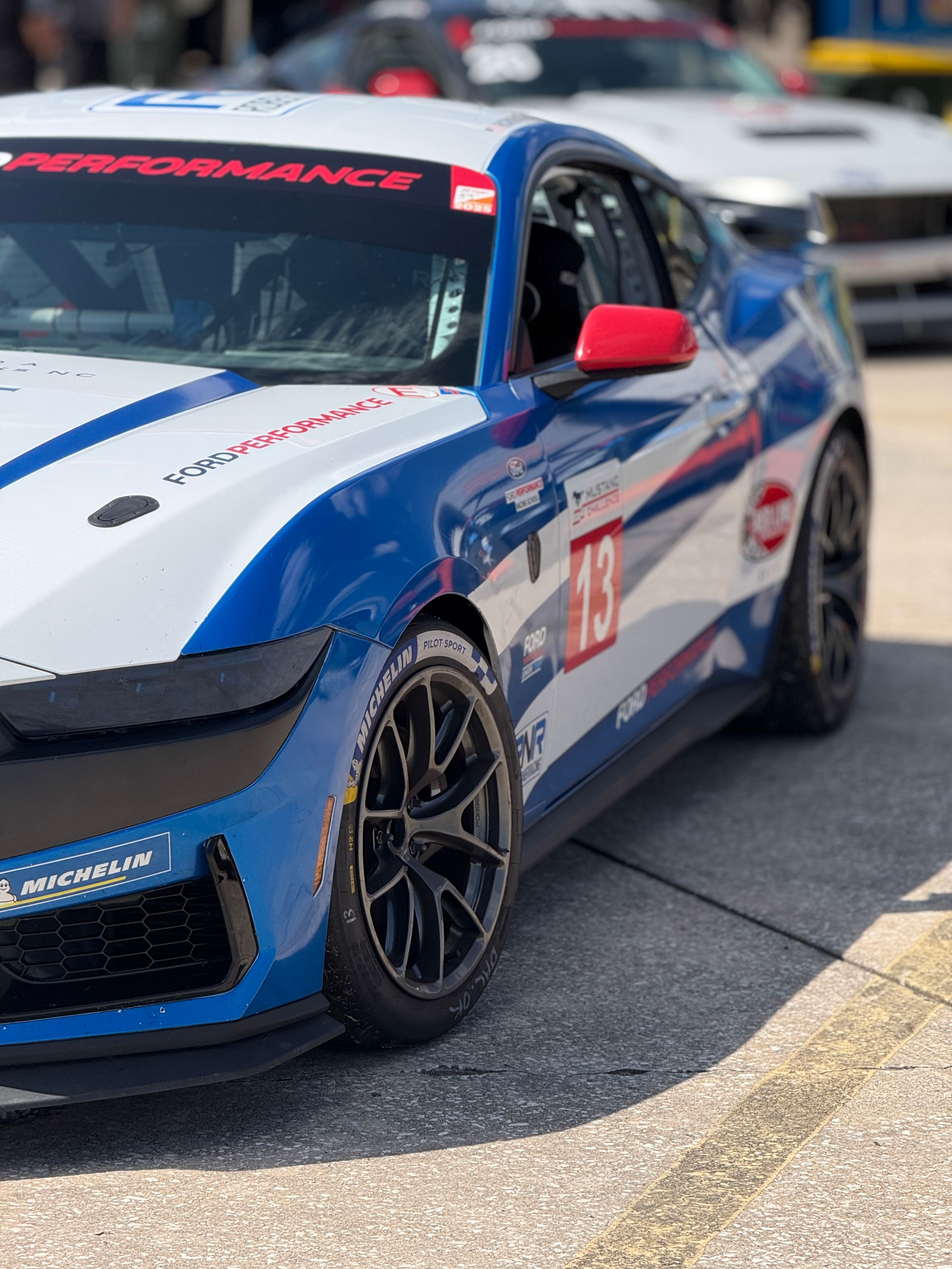 Multicolor Ford Performance Mustang Dark Horse R with 18" VS-5RE Apex wheels in Anthracite