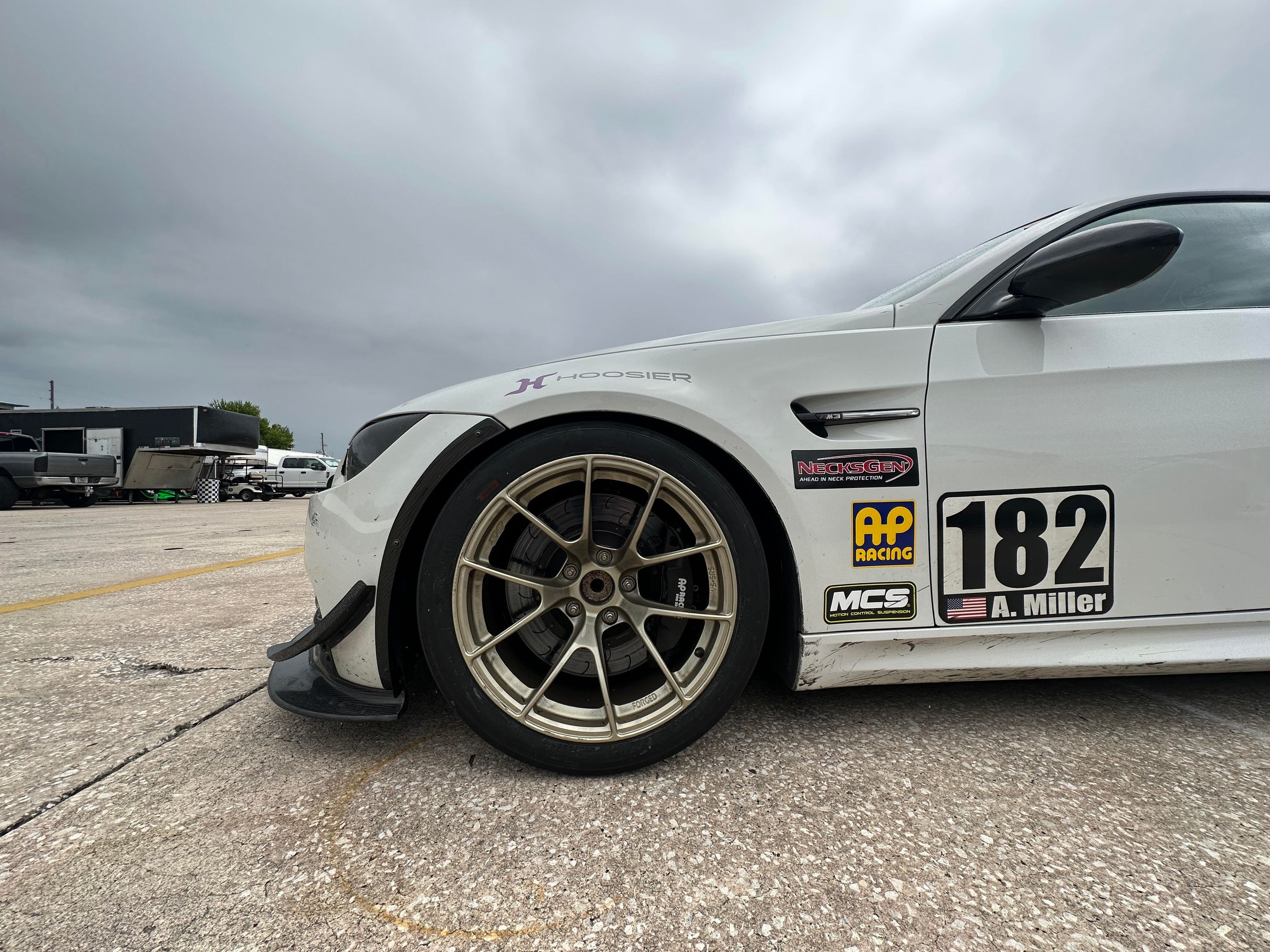 White BMW E92 Coupe M3 with 18" VS-5RS Apex wheels in Motorsport Gold