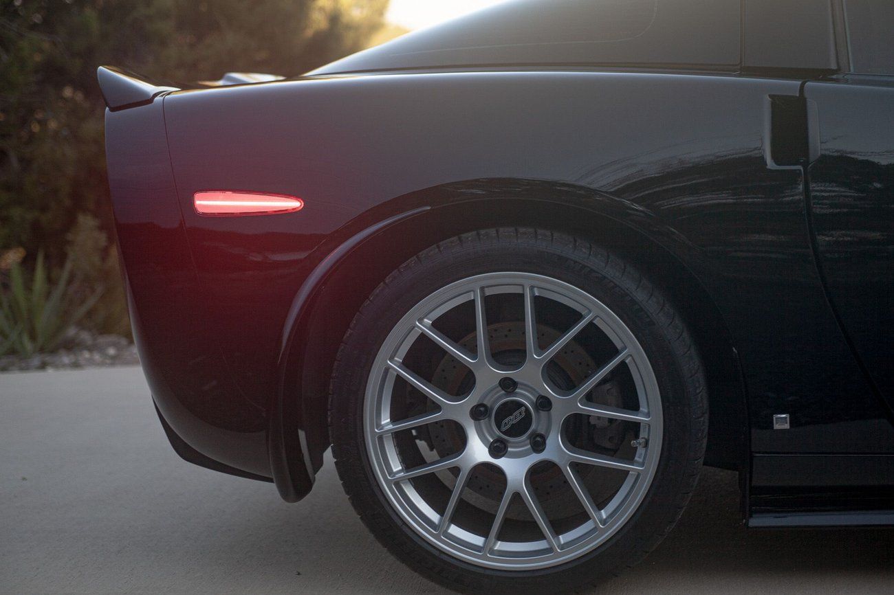 Black Chevrolet C6 Corvette Base/Z51 with 18"/19" EC-7 Apex wheels in Race Silver