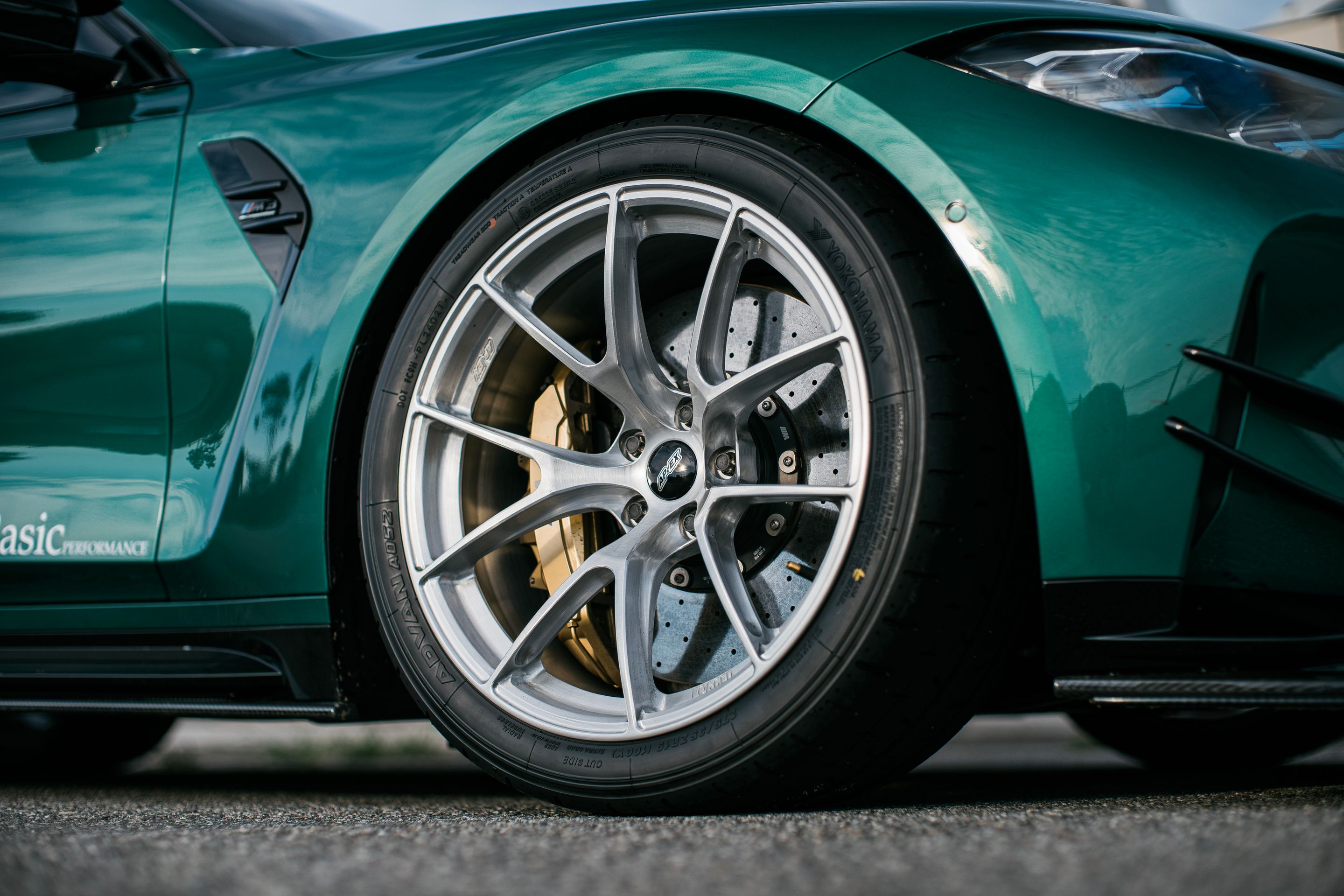 Green BMW G80 M3 with 19" VS-5RS Apex wheels in Brushed Clear