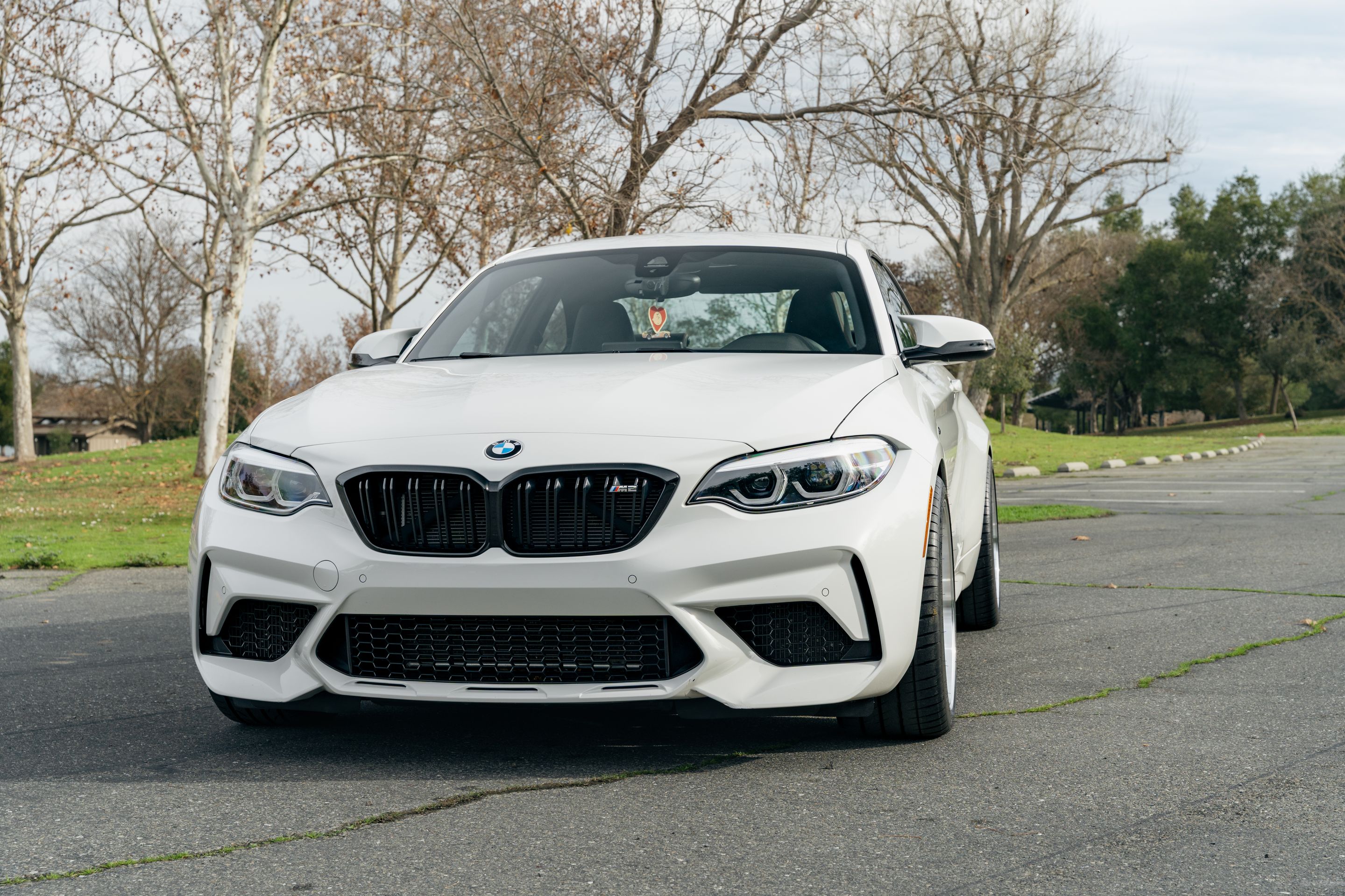 White BMW F87 M2 with 19" ML-10RT Apex wheels in Machined Lip Race Silver