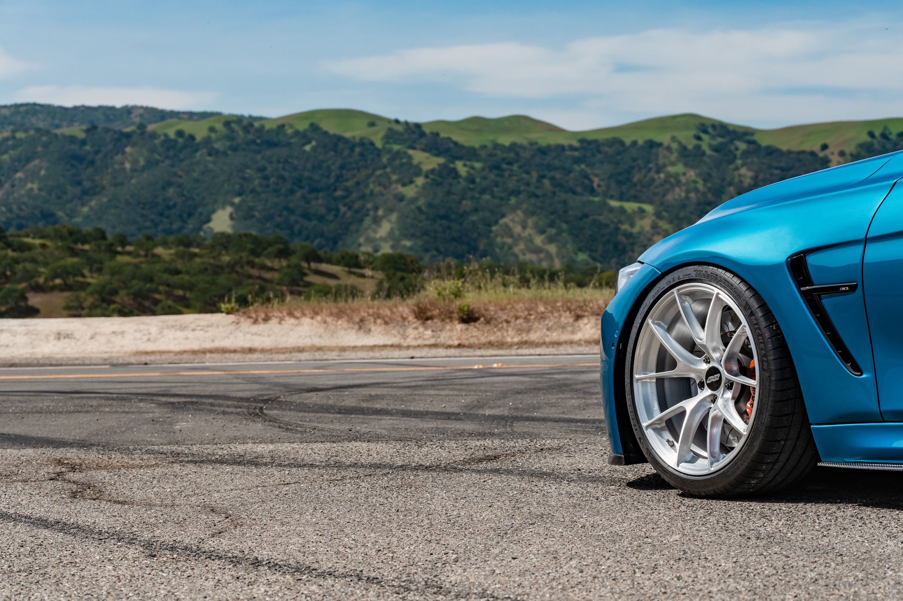 Blue BMW F80 M3 with 19" VS-5RS Apex wheels in Brushed Clear