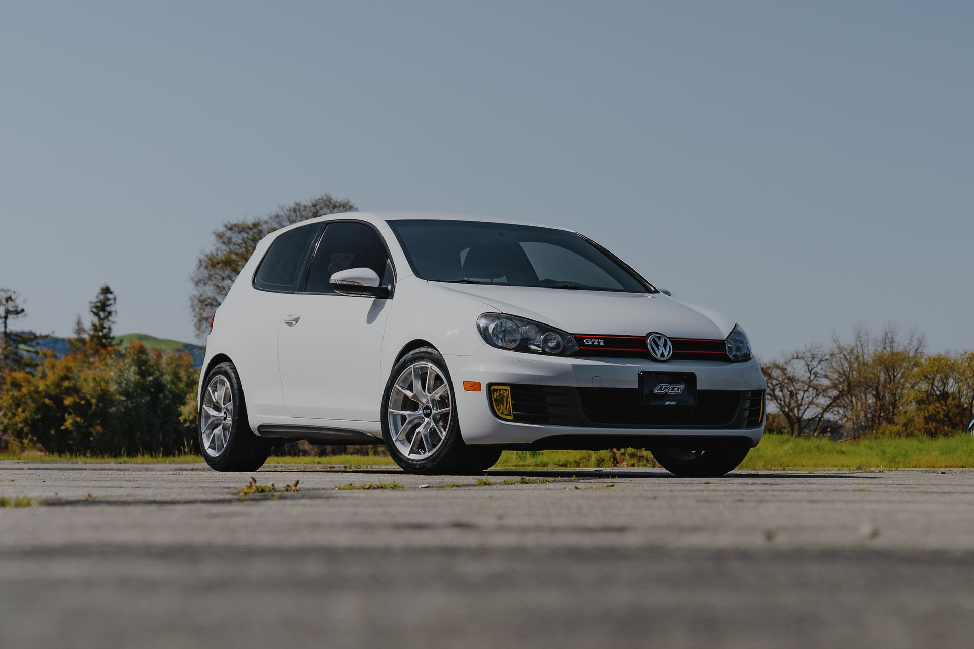 VW MK6 GTI with 17" VS-5RS in Brushed Clear