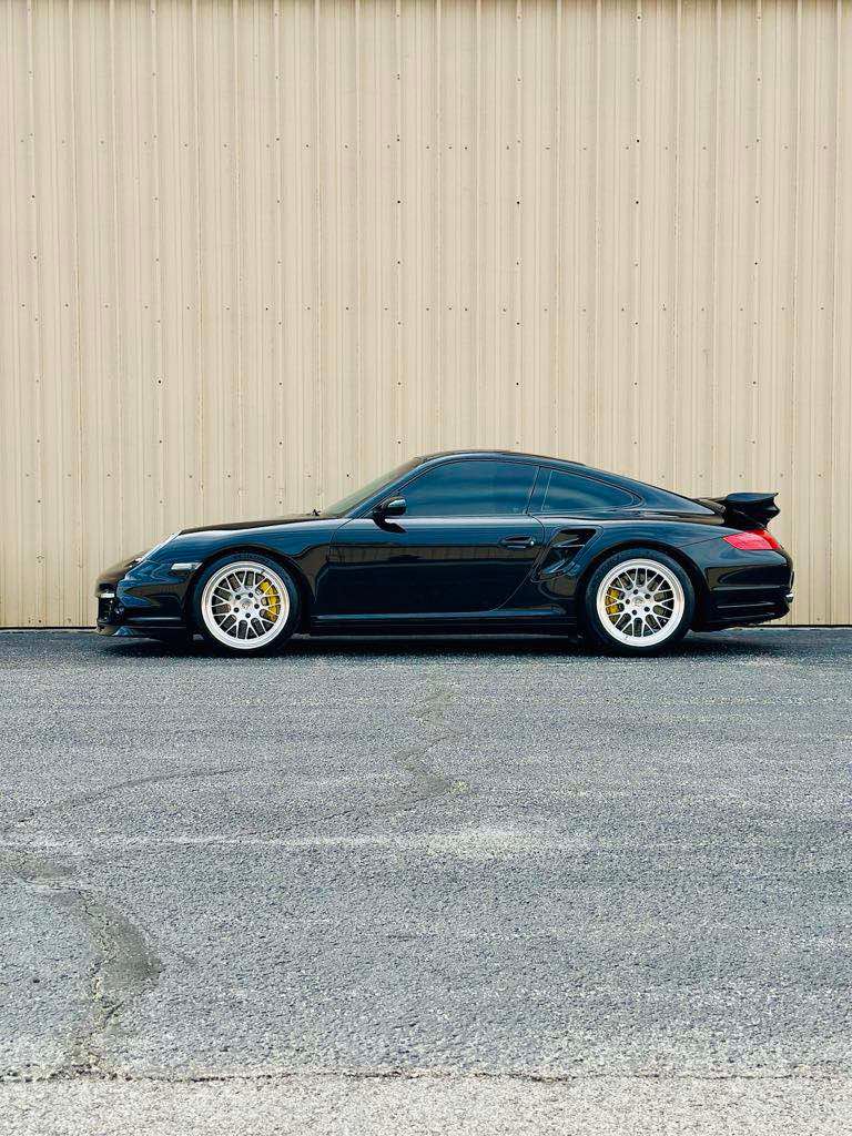 Black Porsche 911 997 Turbo with 19" ML-10RT Apex wheels in Machined Lip Brushed Clear