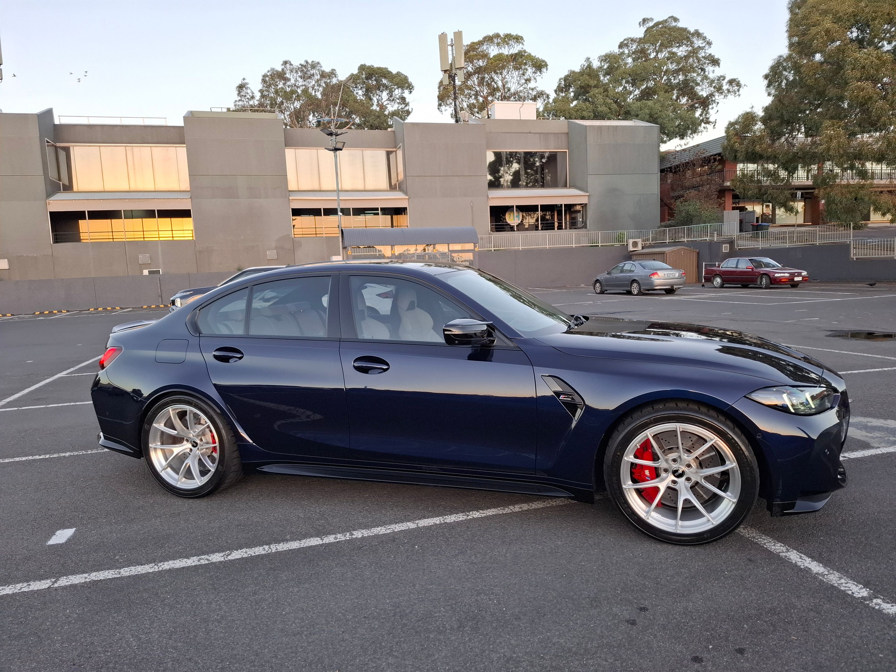 Blue BMW G80 M3 with 19" VS-5RS Apex wheels in Brushed Clear