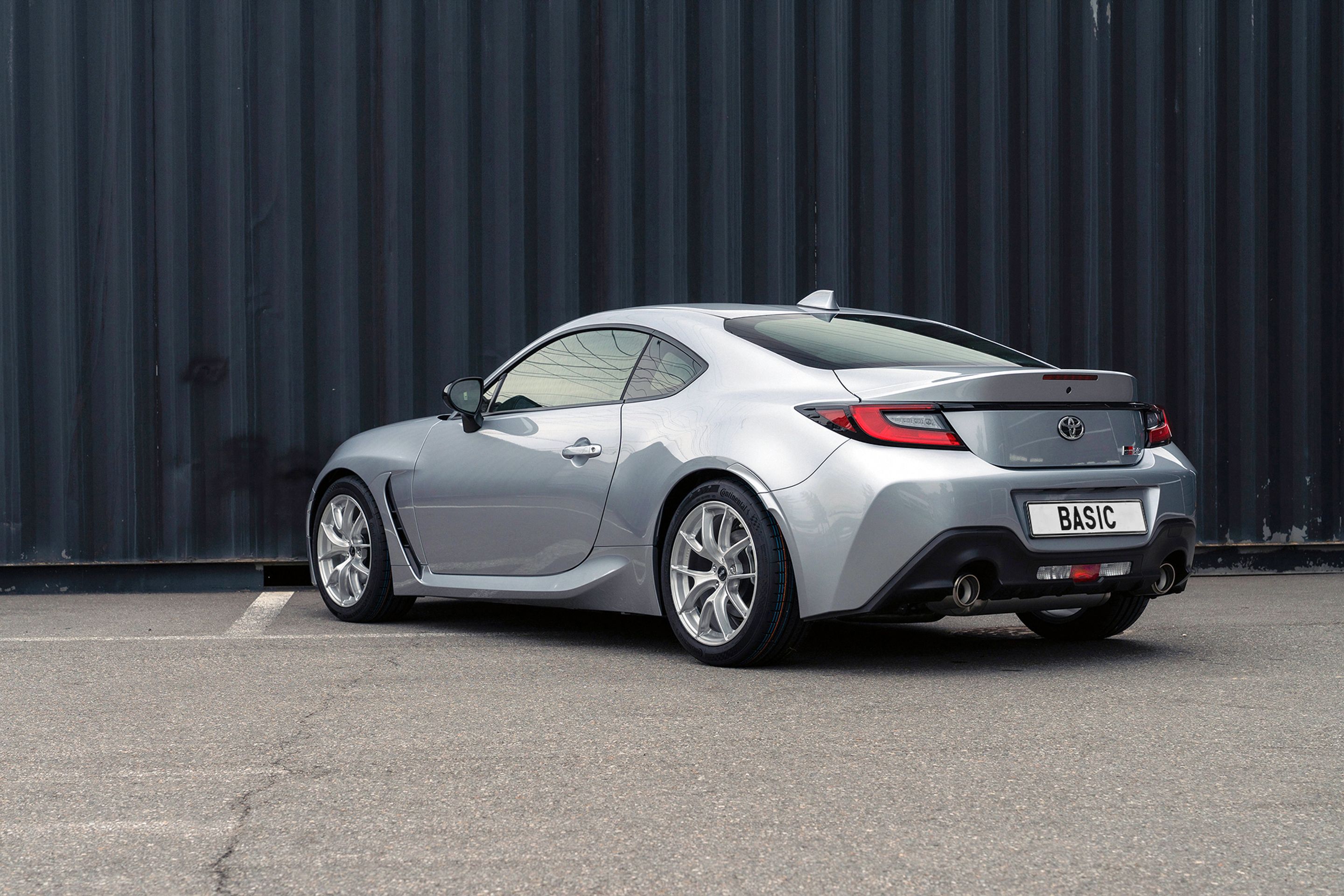 Silver Toyota GR86 with 17" VS-5RS Apex wheels in Brushed Clear