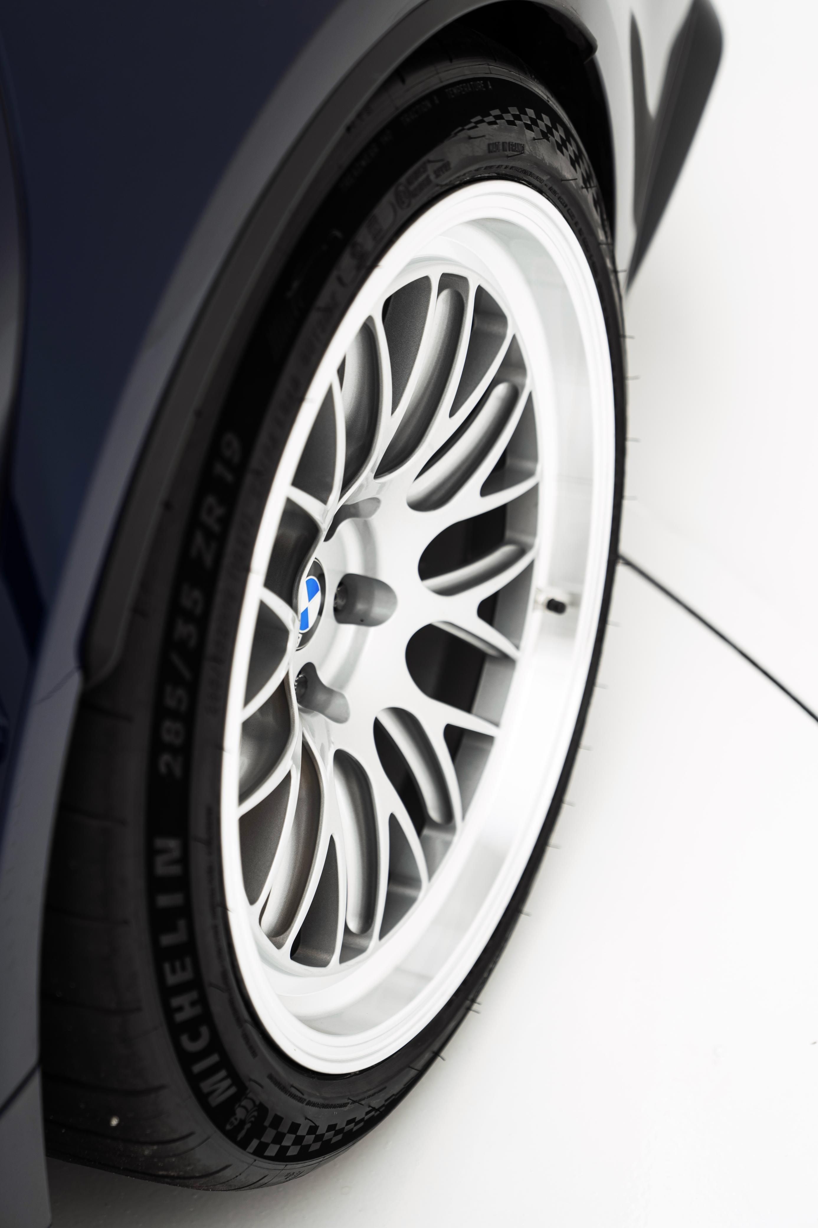 Blue BMW G80 M3 with 19" ML-10RT Apex wheels in Machined Lip Race Silver