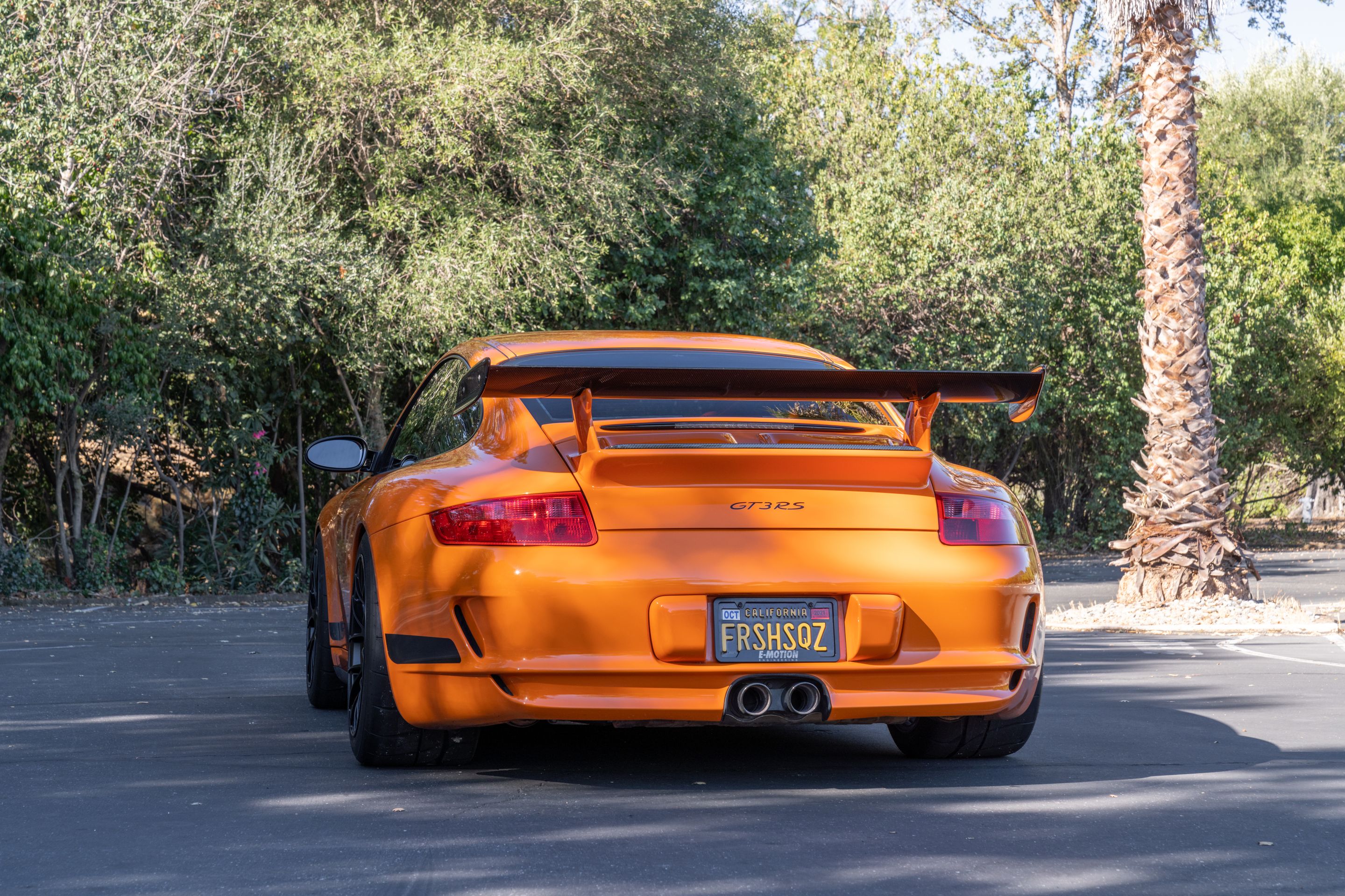 Orange Porsche 911 997 GT3 RS with 18" EC-7RS Apex wheels in Satin Black