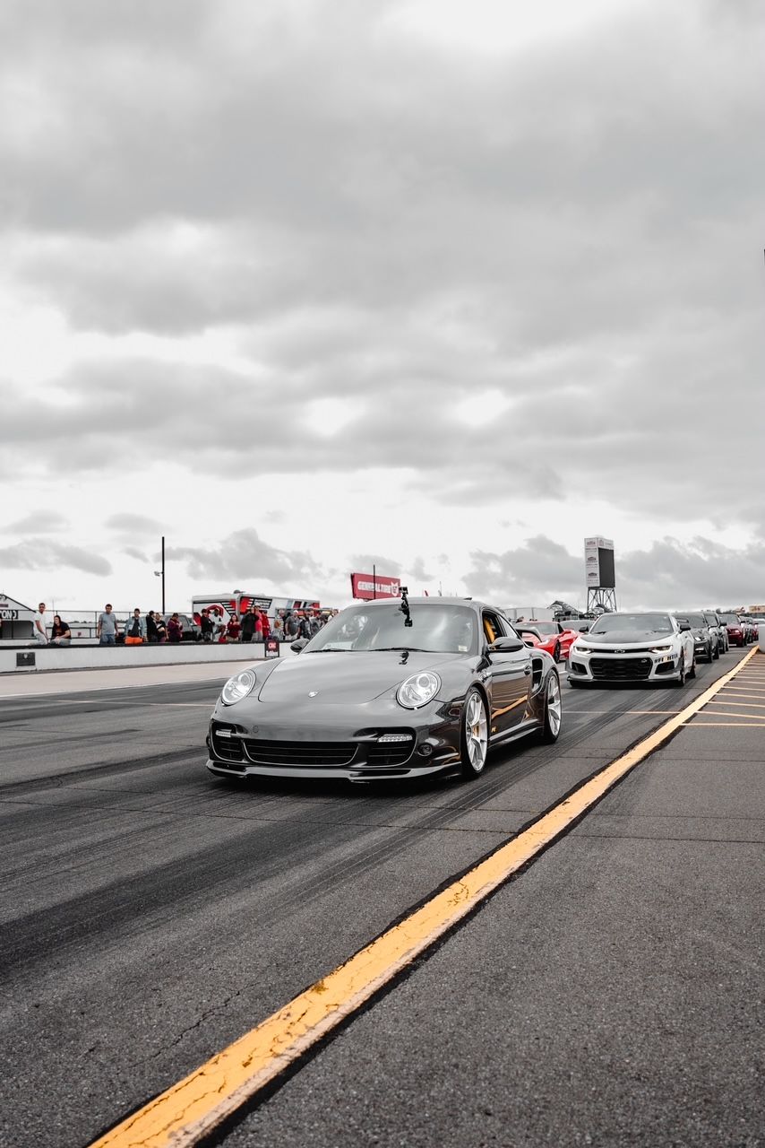 Grey Porsche 911 997 Turbo with 19" VS-5RS Apex wheels in Brushed Clear