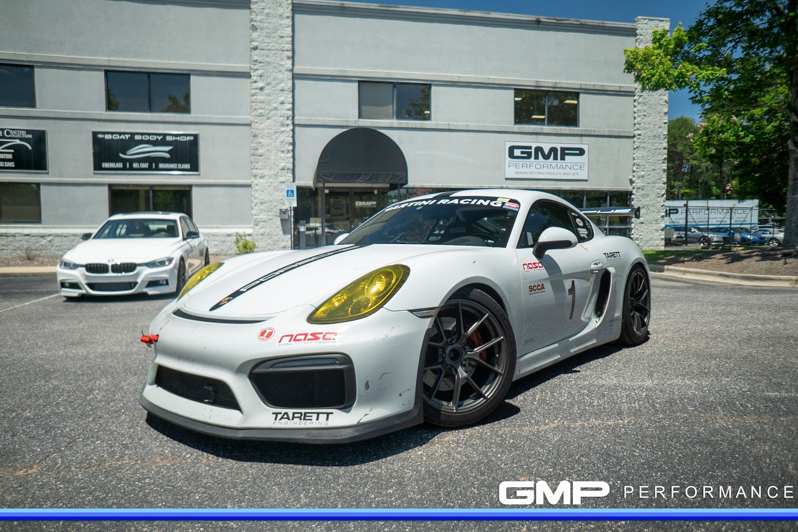 White Porsche 981 Cayman S with 19" VS-5RS Apex wheels in Anthracite