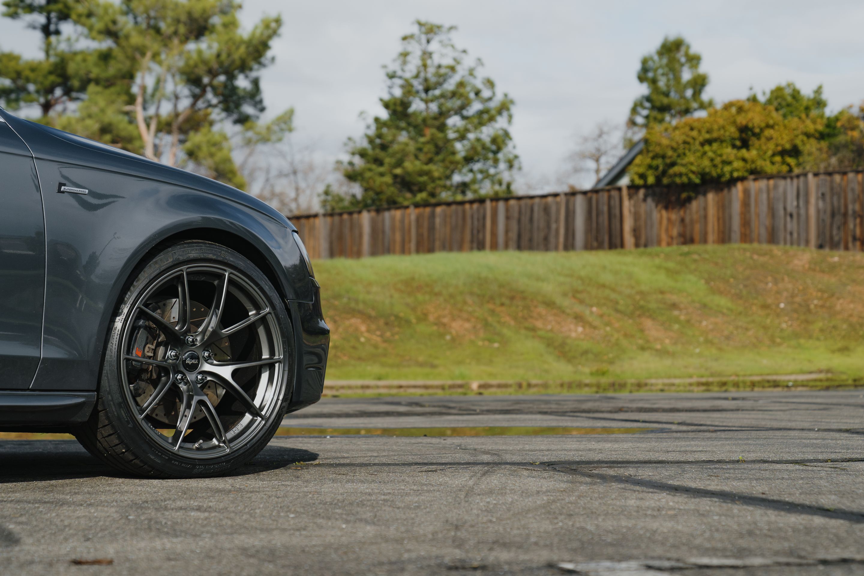Grey Audi B8 S4 with 19" VS-5RS Apex wheels in Anthracite