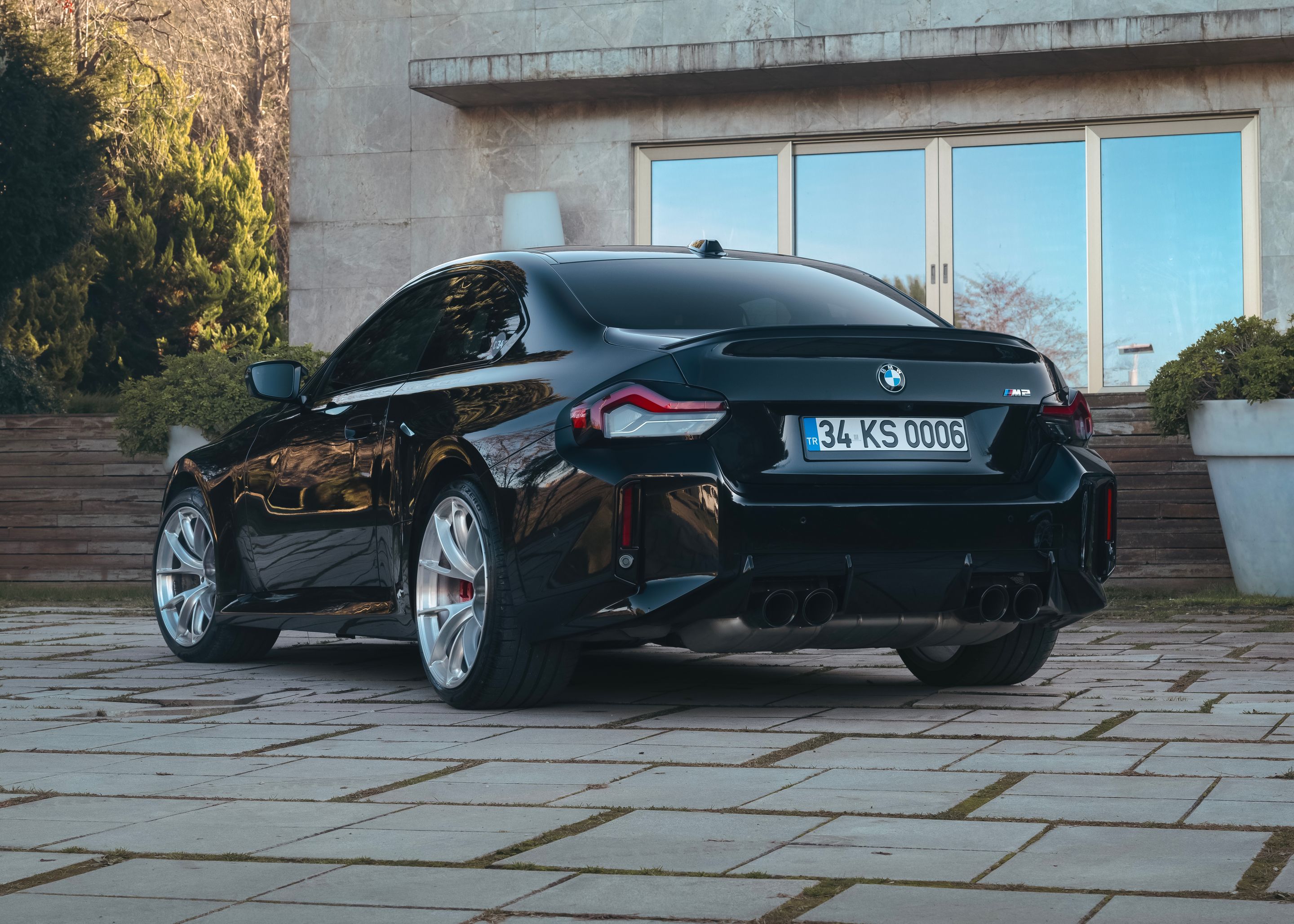 Black BMW G87 M2 with 19"/20" VS-5RS Apex wheels in Brushed Clear