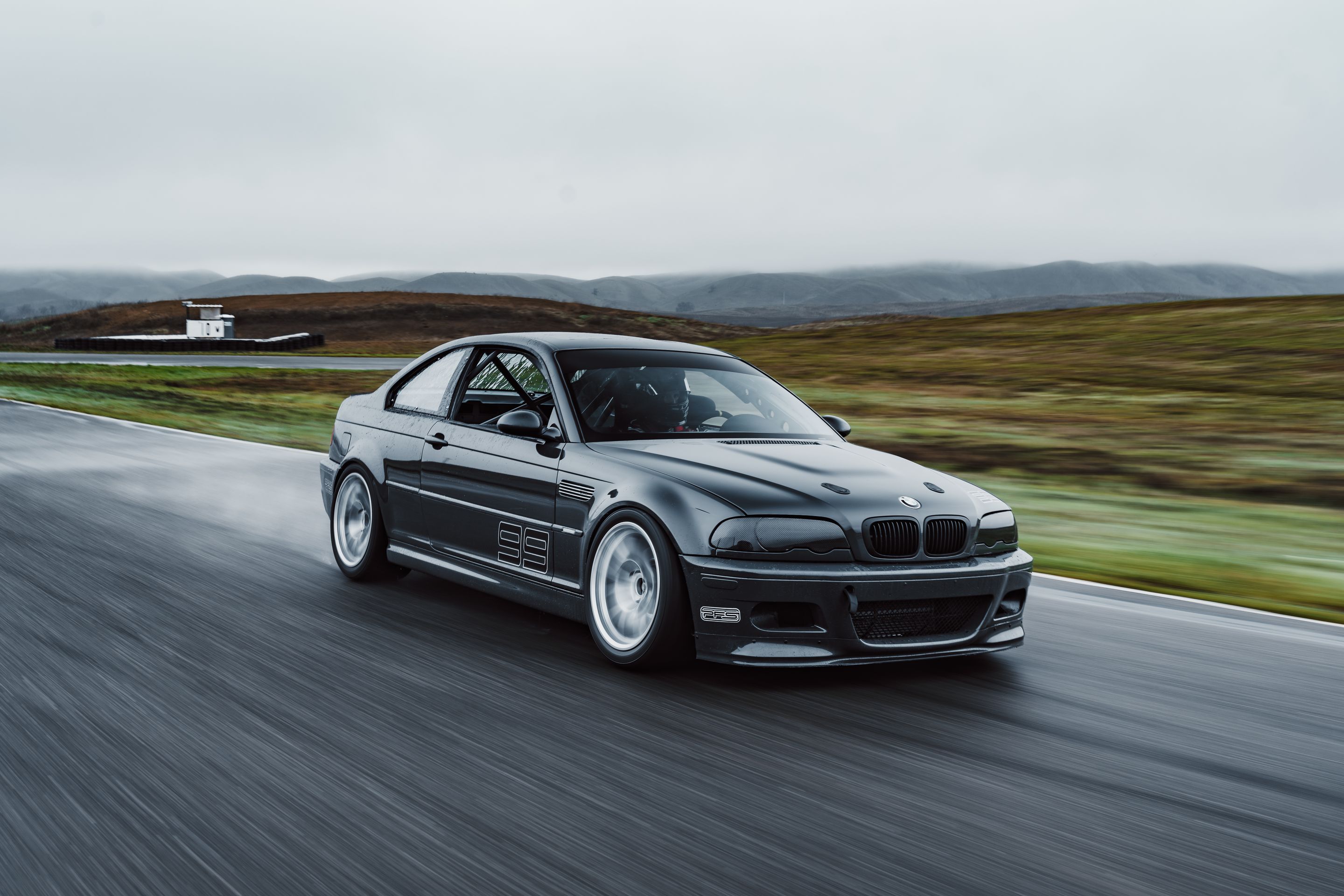 Grey BMW E46 M3 with 18" VS-5RE Apex wheels in Race Silver