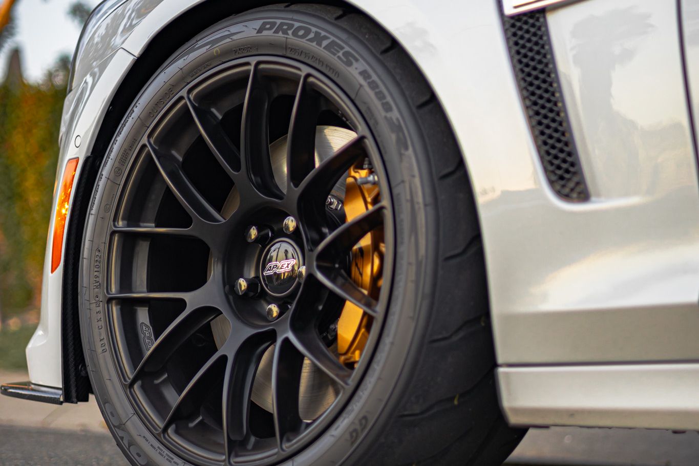 Cadillac Gen 3 CTS-V with 19" EC-7RS in Satin Black