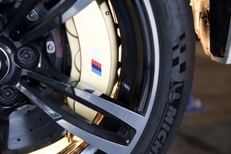 White BMW F82 Coupe M4 with 19" ARC-8 Apex wheels in Satin Bronze