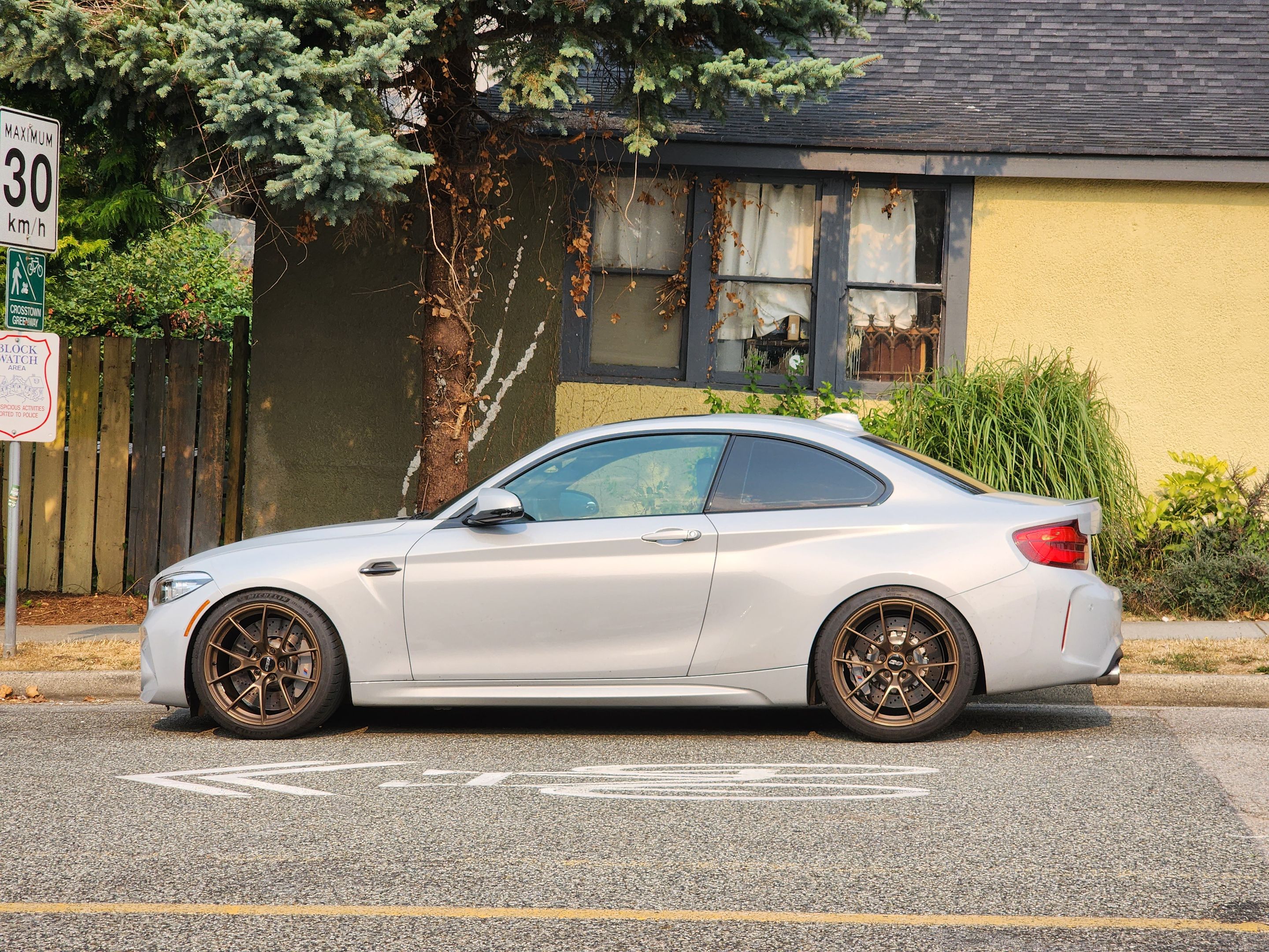 Silver BMW F87 M2 with 19" VS-5RS Apex wheels in Satin Bronze