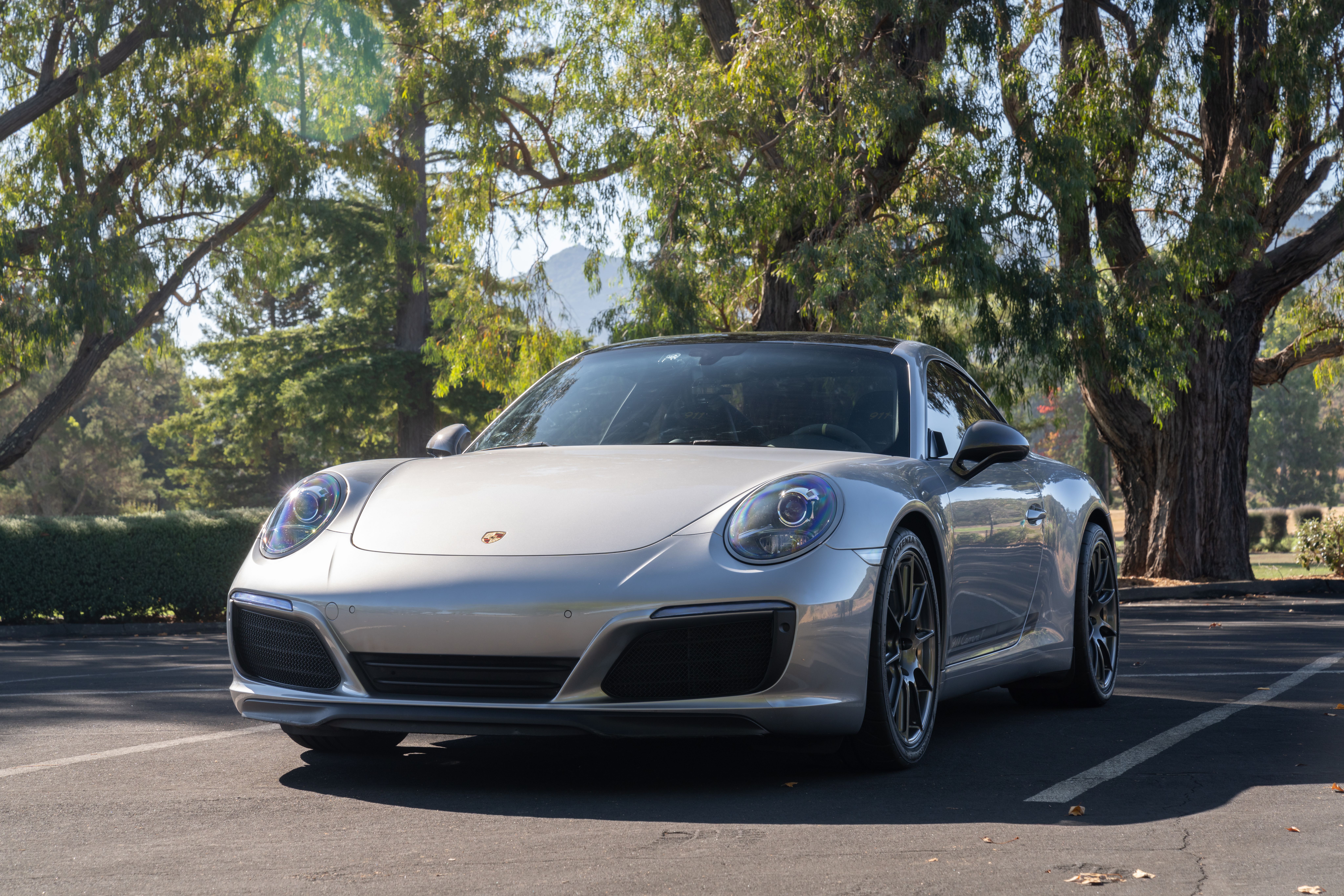 Porsche 911 991.2 Carrera T with 19