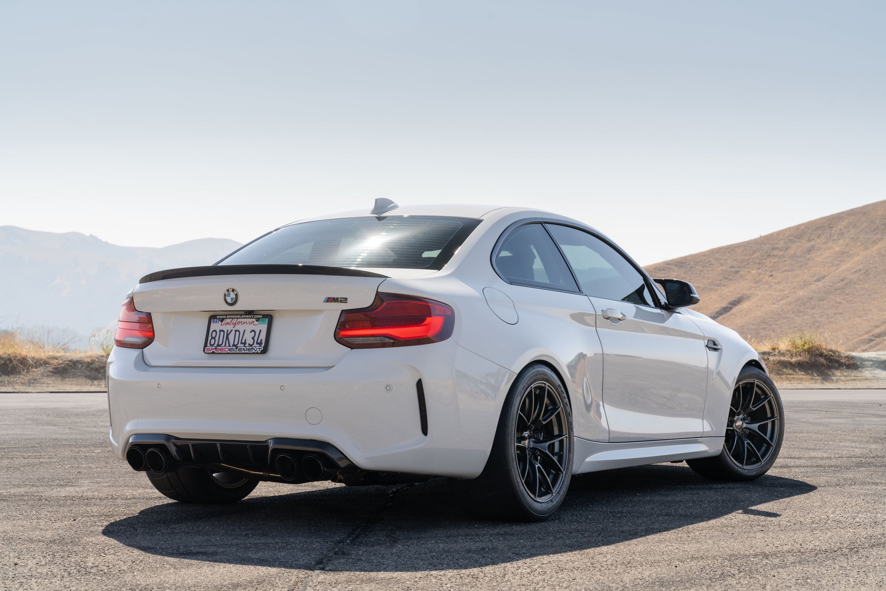White BMW F87 M2 with 18" VS-5RS Apex wheels in Anthracite