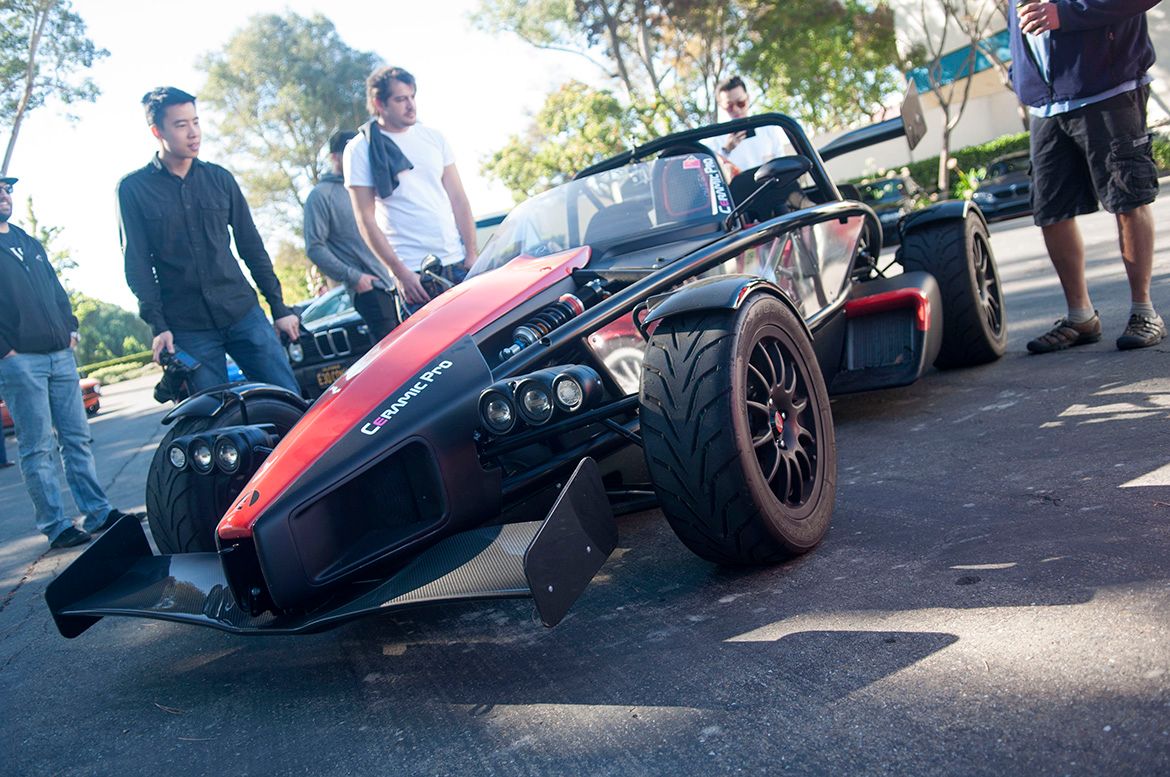 Black Chevrolet 6th Gen Camaro SS with 19" ARC-8 Apex wheels in Satin Black