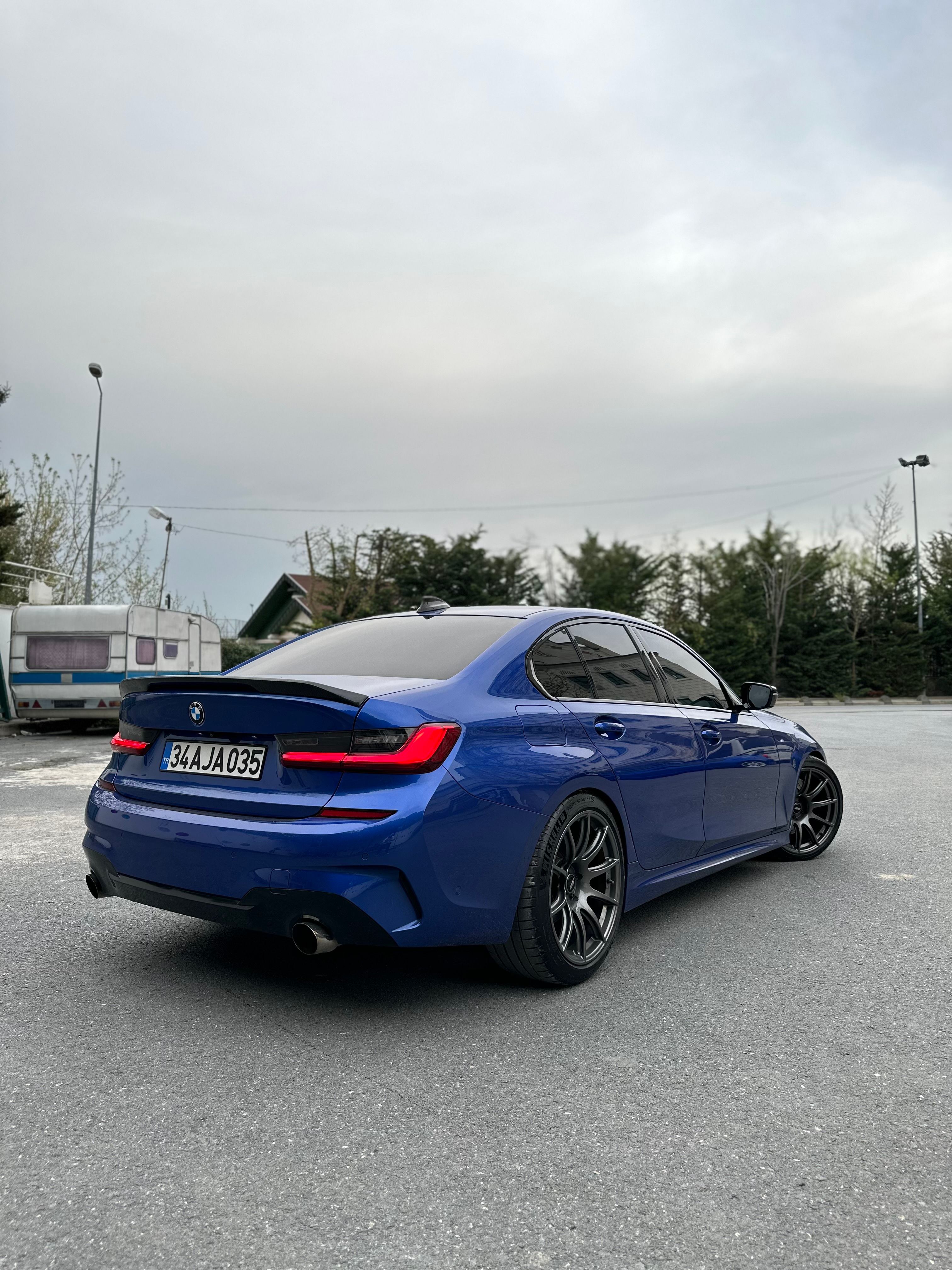 BMW G20 Sedan 3 Series with 19