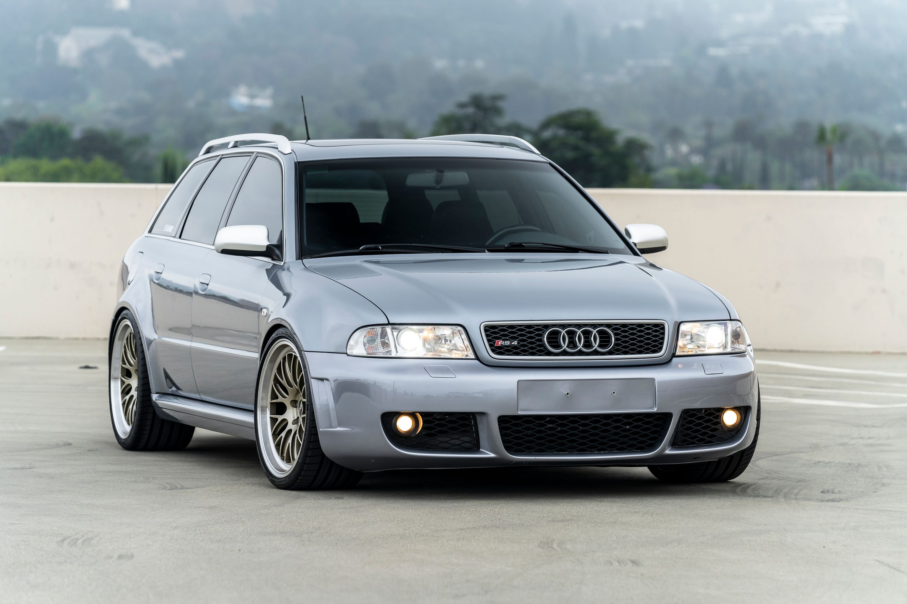 Silver Audi B5 RS 4 Avant/Wagon with 19" ML-10RT Apex wheels in Machined Lip Gloss Motorsport Gold