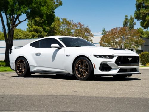 White Ford Mustang - VS-5RS in Satin Bronze