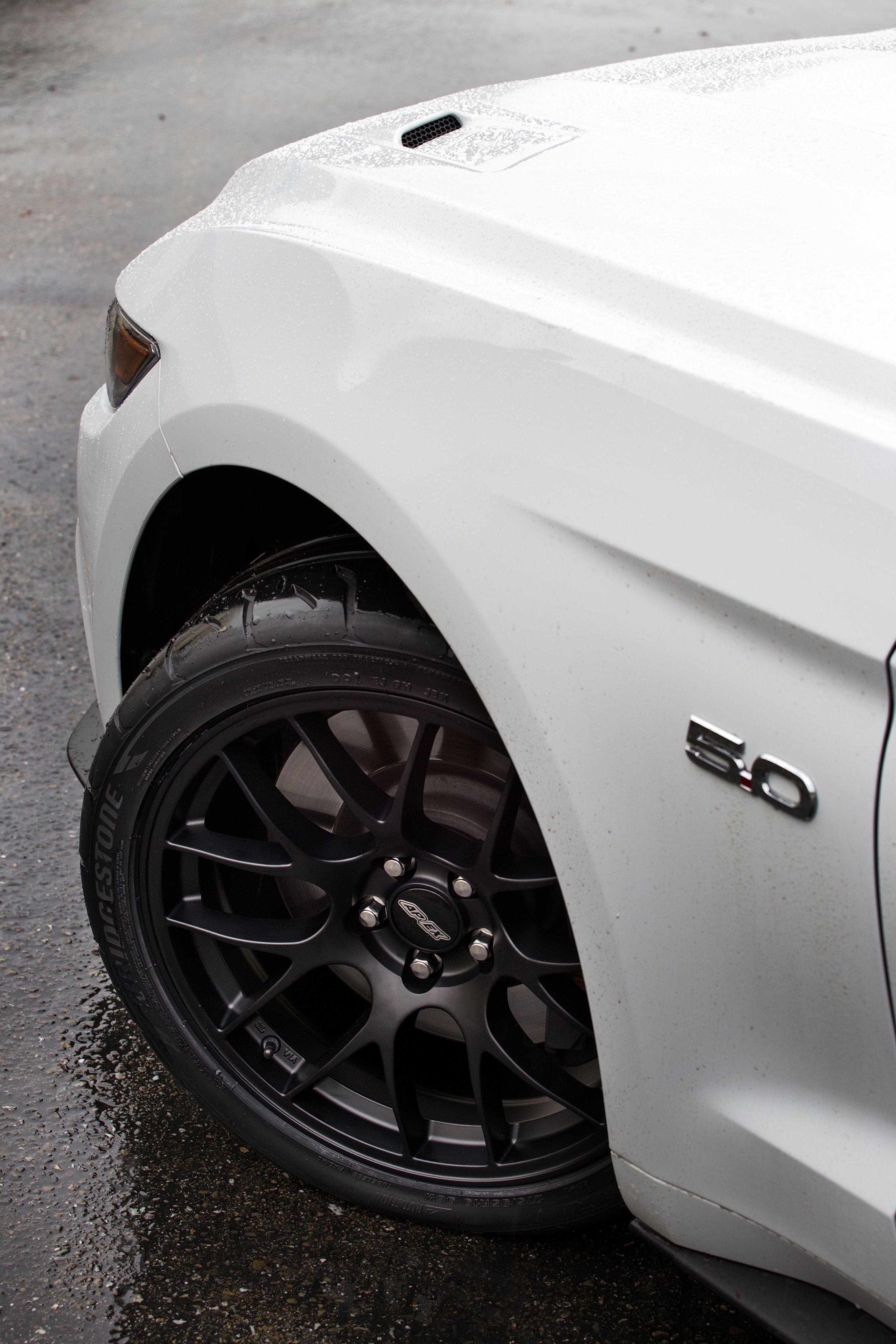 White Ford S550 Mustang GT with 19" EC-7 Apex wheels in Satin Black