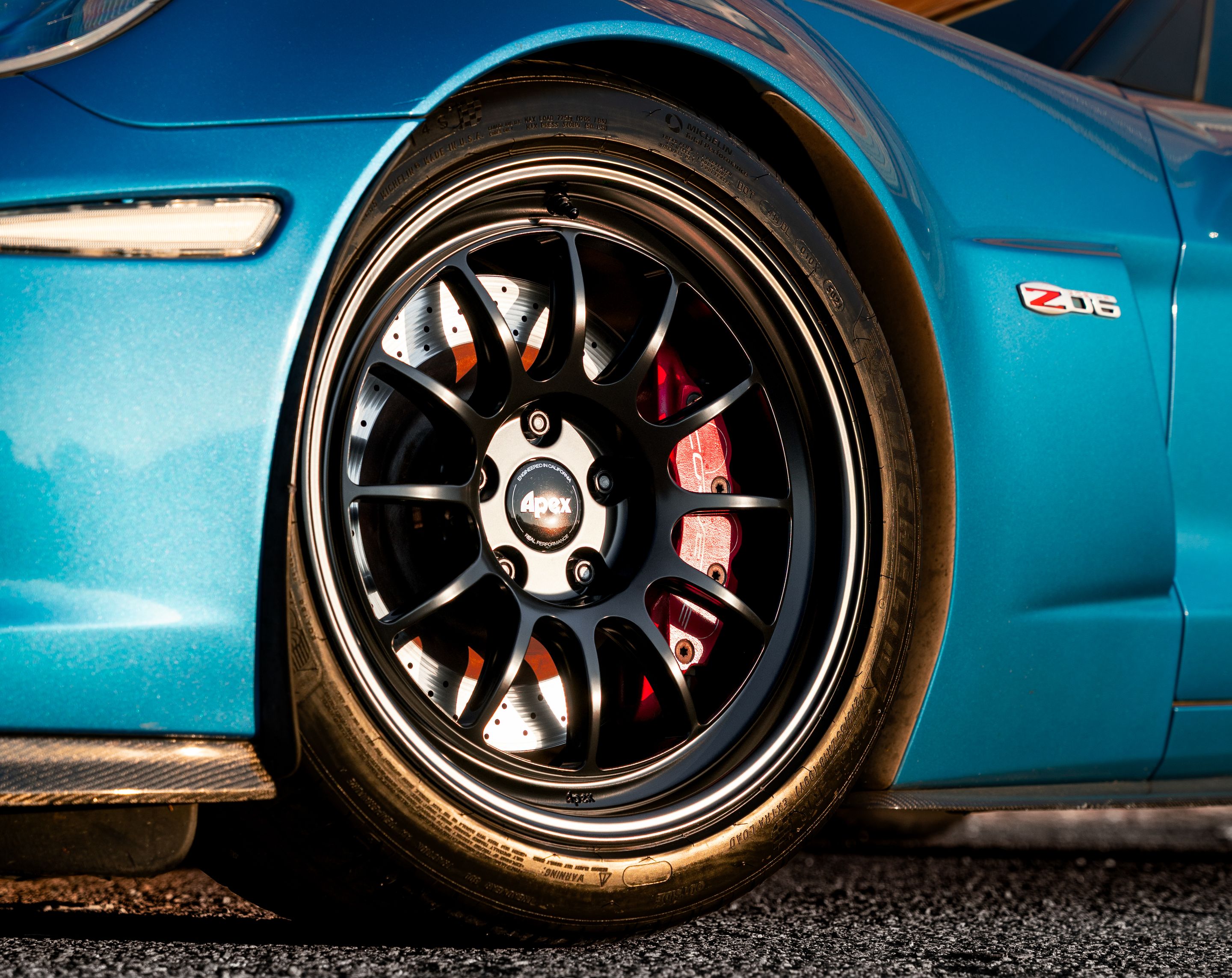 Blue Chevrolet C6 Corvette Z06 with 18"/19" TEST-S Apex wheels in Satin Black
