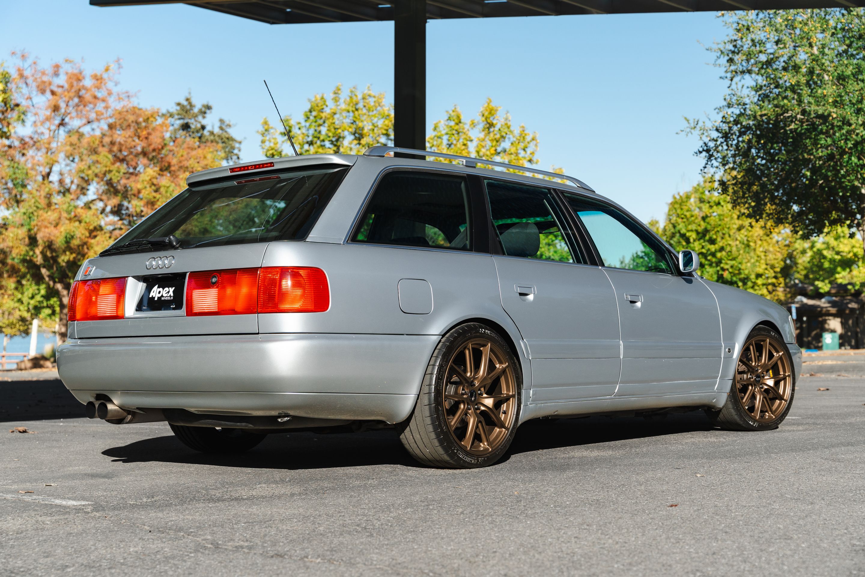 Silver Audi C4 S6 Avant/Wagon with 18" VS-5 Apex wheels in Satin Bronze