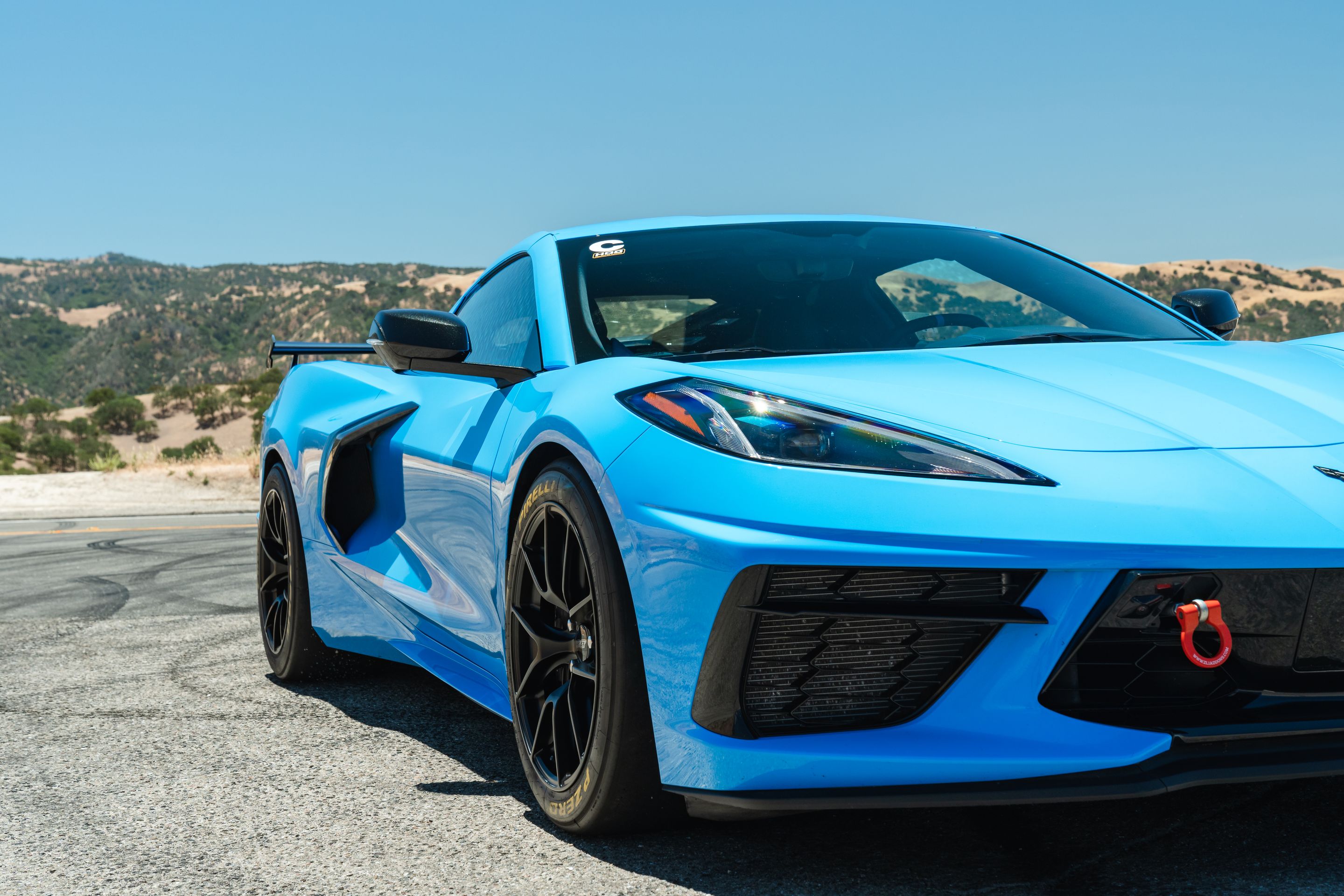 Blue Chevrolet C8 Corvette Stingray/Z51 with 18" VS-5RS Apex wheels in Satin Black