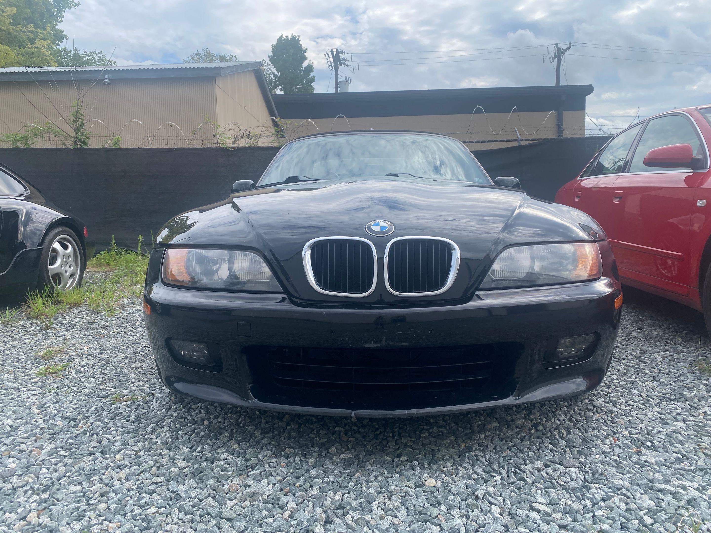 Black BMW E36/7 Roadster Z3 with 17" ARC-8 Apex wheels in Hyper Black