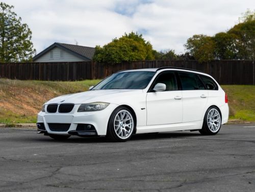 White BMW 3 Series - EC-7 in Race Silver