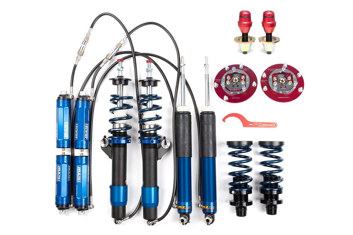 White BMW F87 M2 with 18" FL-5 Apex wheels in Anthracite