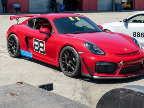 Red Porsche Cayman - EC-7RS in Satin Black