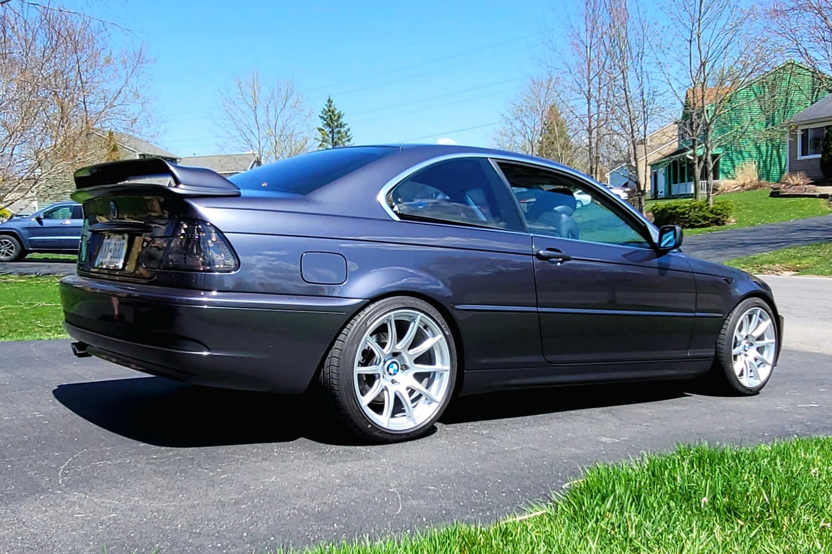 Black BMW E46 3 Series with 18" SM-10 Apex wheels in Race Silver