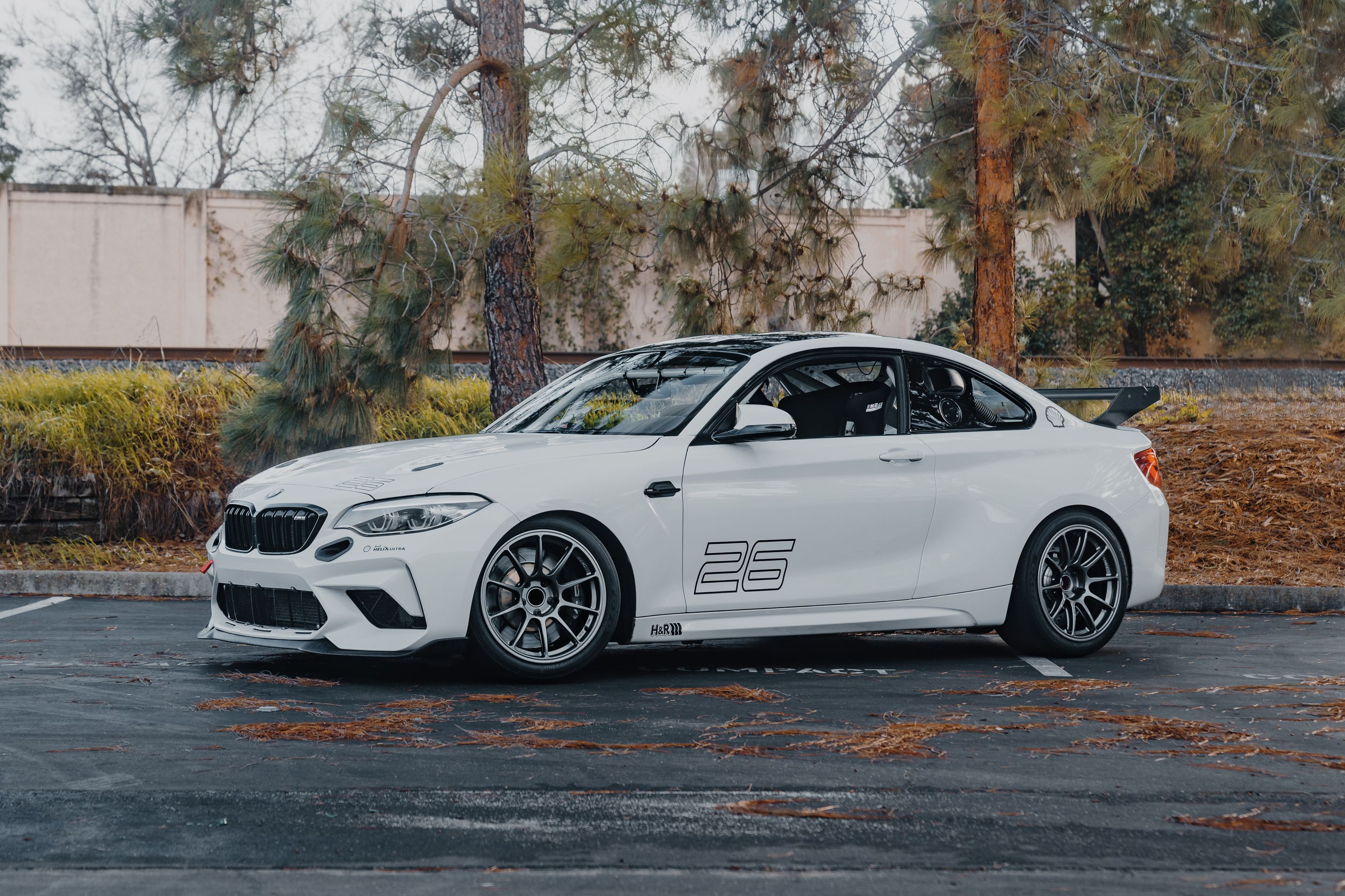 White BMW F87 M2 with 18" SM-10RE Apex wheels in Anthracite