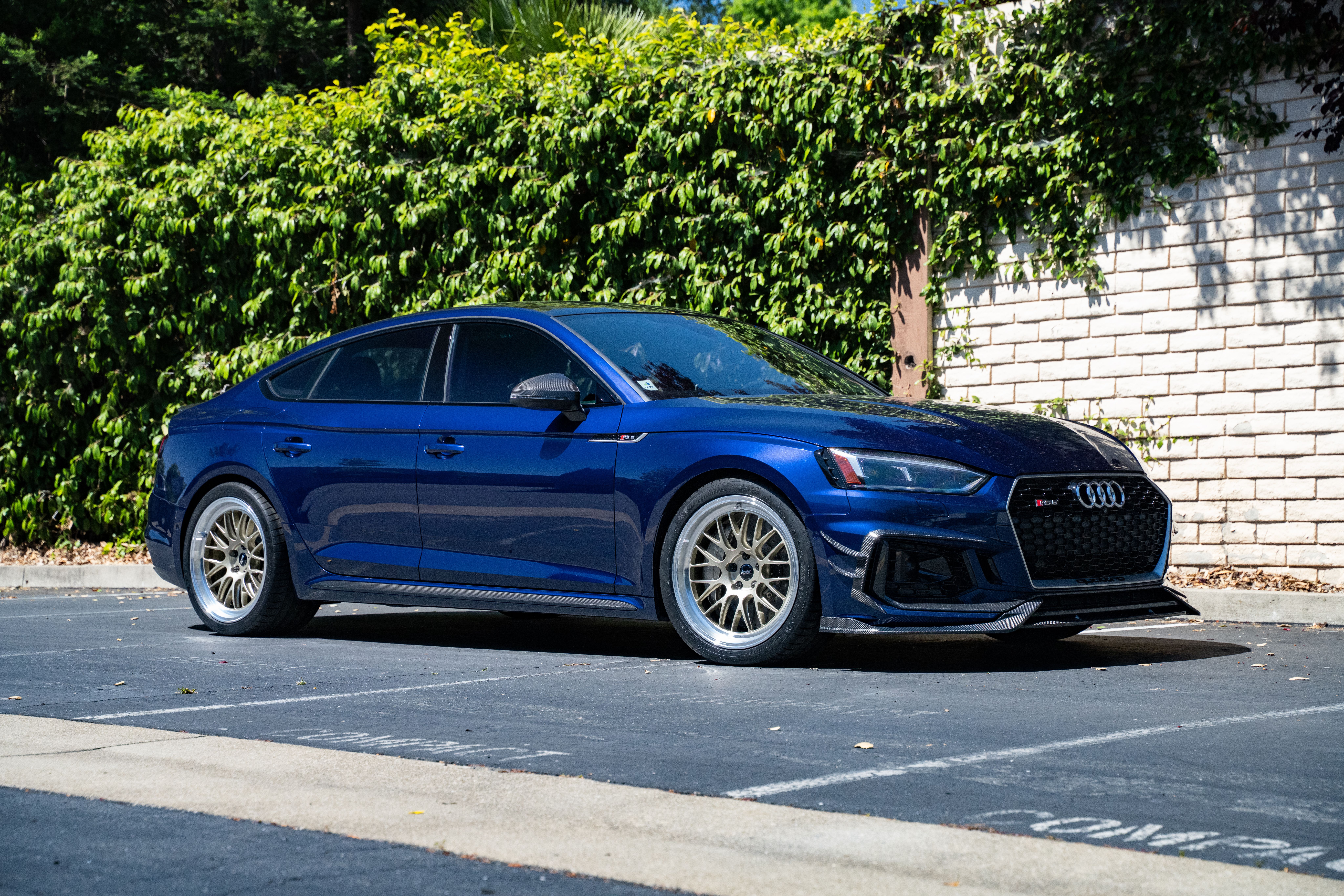 Blue Audi RS 5 - ML-10RT in Machined Lip Gloss Motorsport Gold